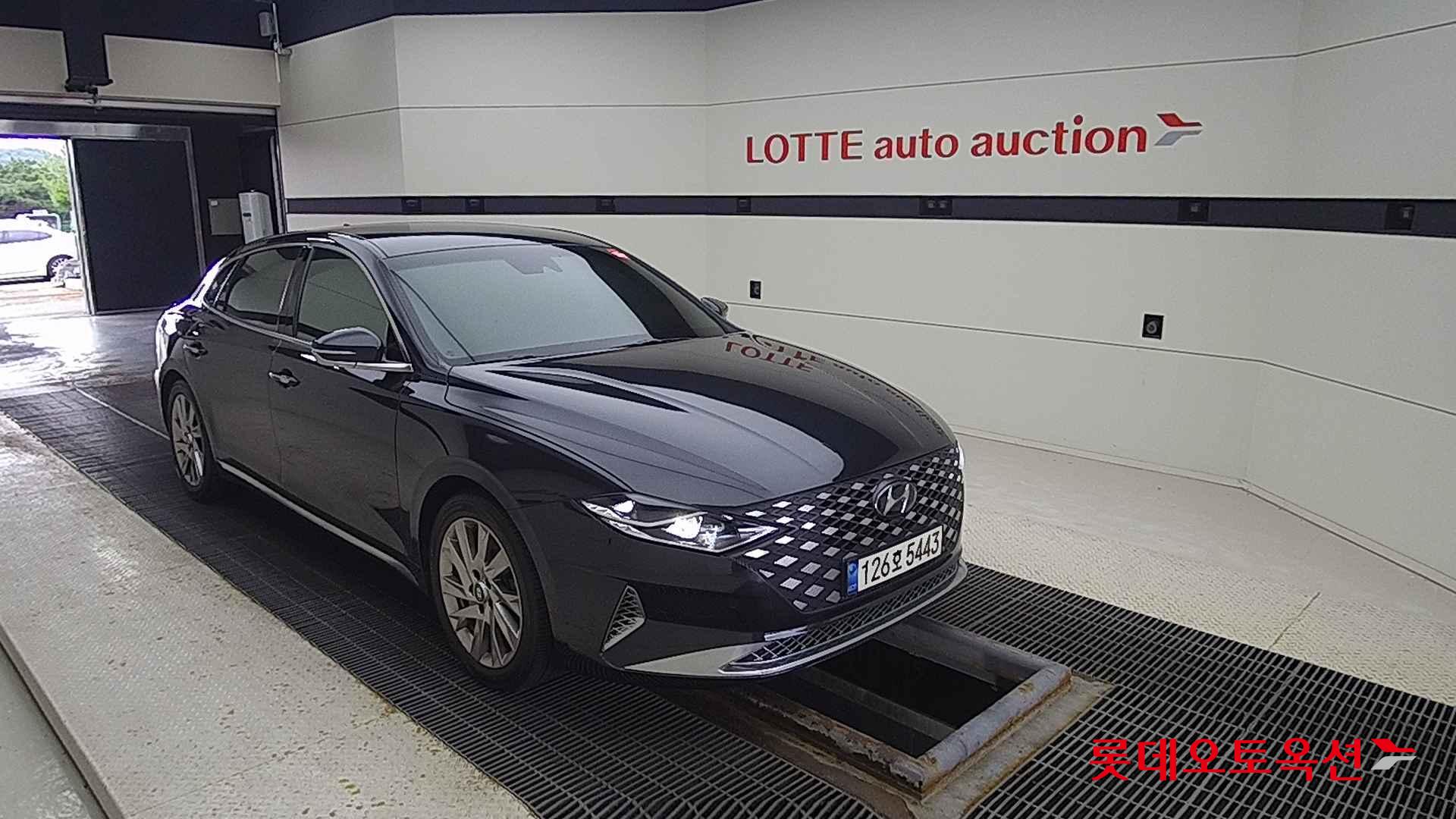 Hyundai Grandeur Hybrid id 1838315 из Кореи 2