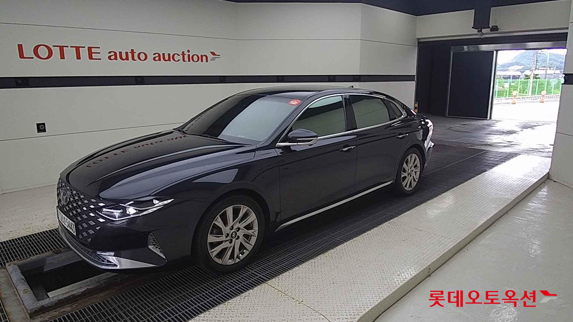 Hyundai Grandeur Hybrid id 1838315 из Кореи 13