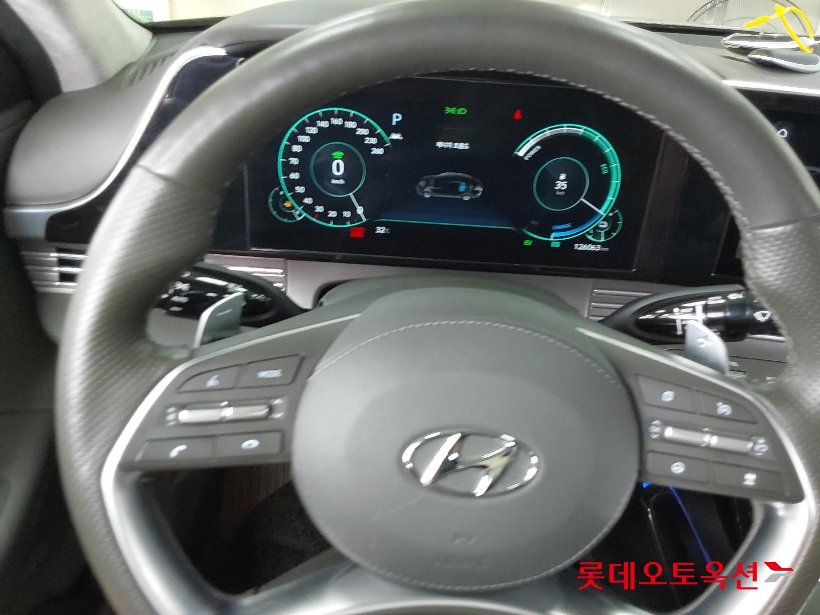 Hyundai Grandeur Hybrid id 1838315 из Кореи 29