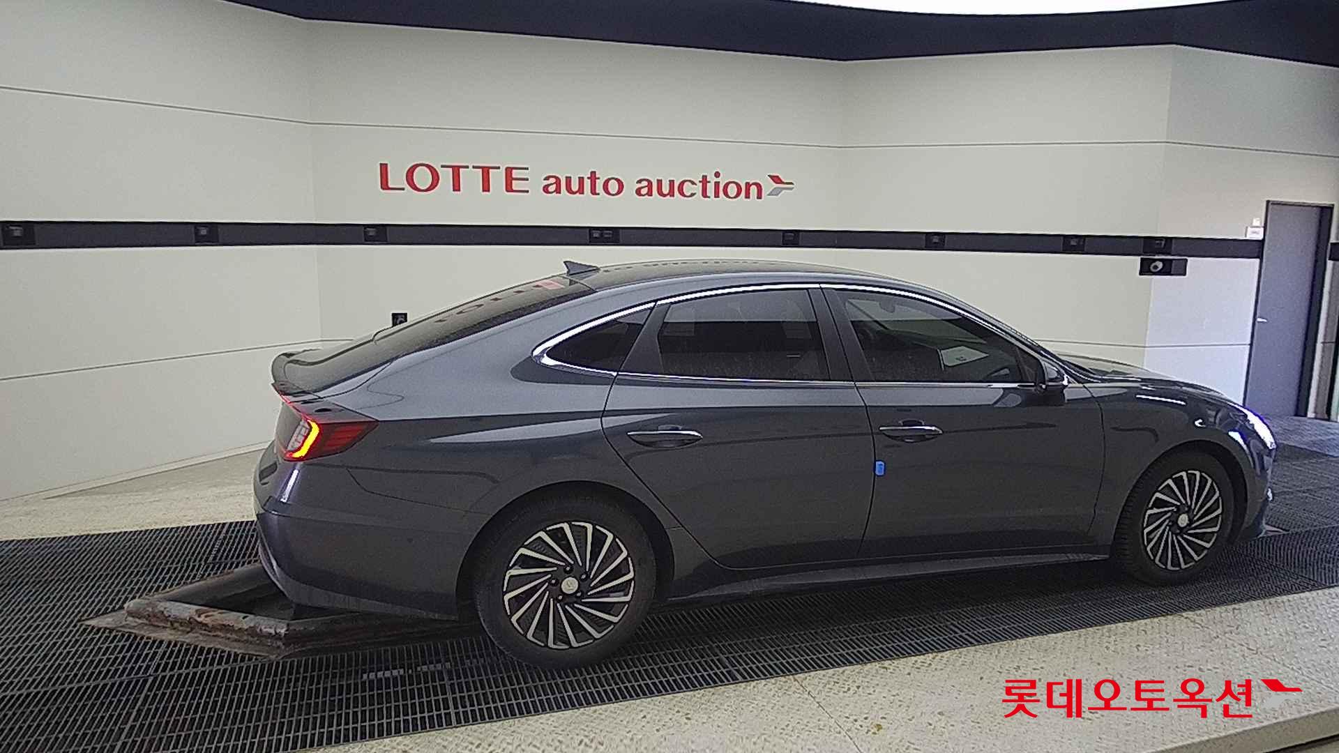 Hyundai Sonata Hybrid id 2246060 из Кореи 18