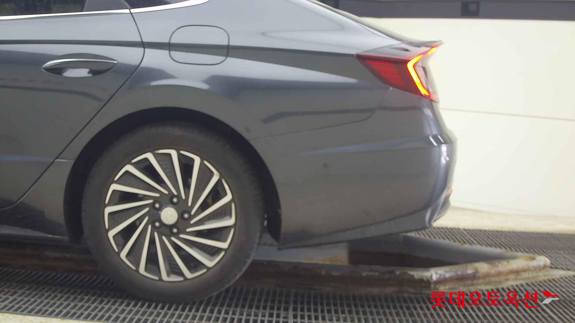 Hyundai Sonata Hybrid id 2246060 из Кореи 22