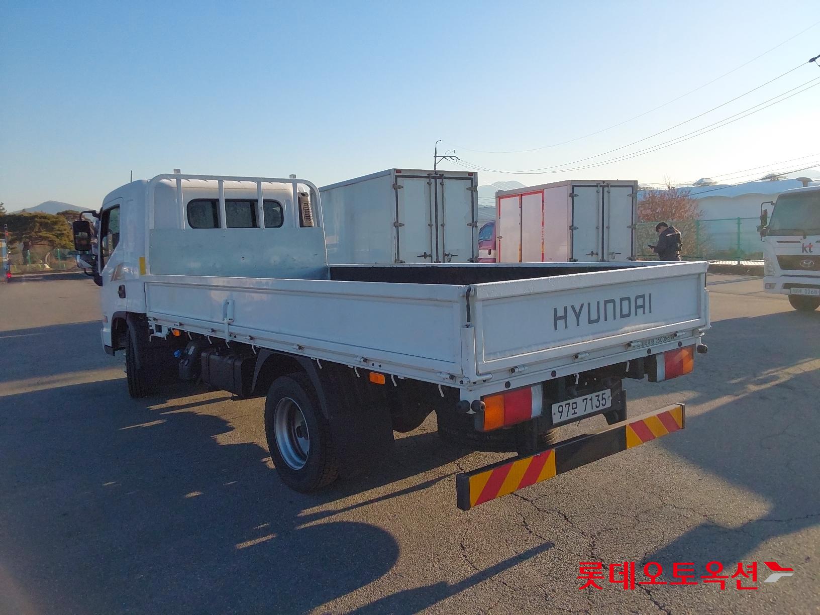 Hyundai Mighty id 2359363 из Кореи 6