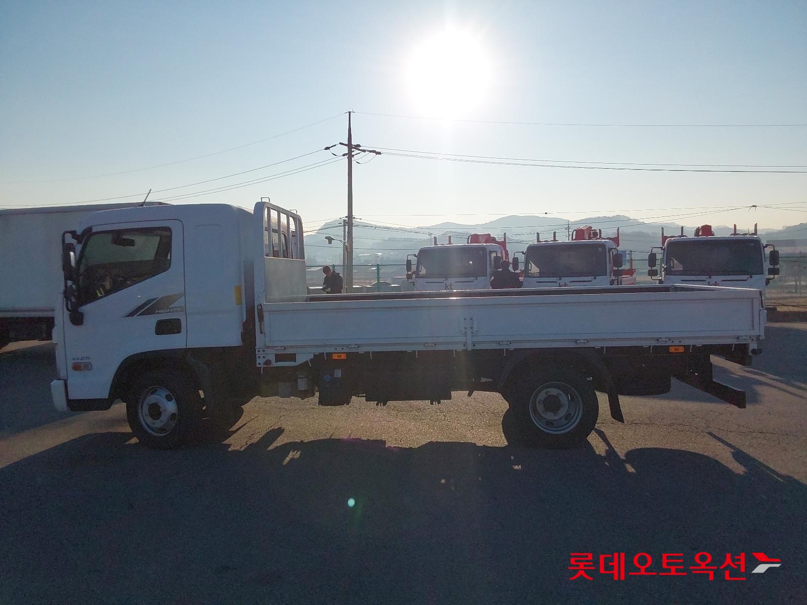 Hyundai Mighty id 2359363 из Кореи 7