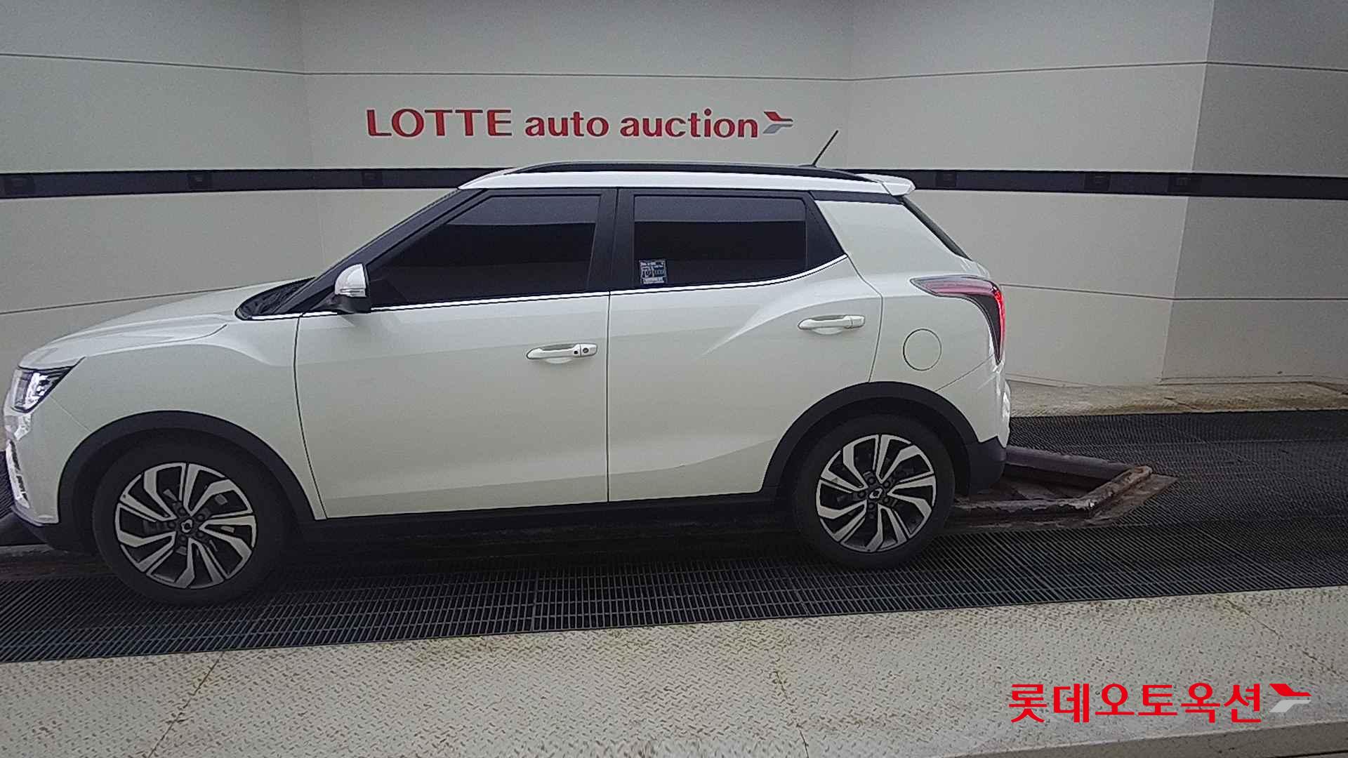 SsangYong Tivoli id 2345614 из Кореи 7