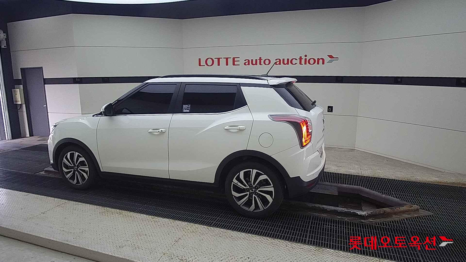 SsangYong Tivoli id 2345614 из Кореи 11