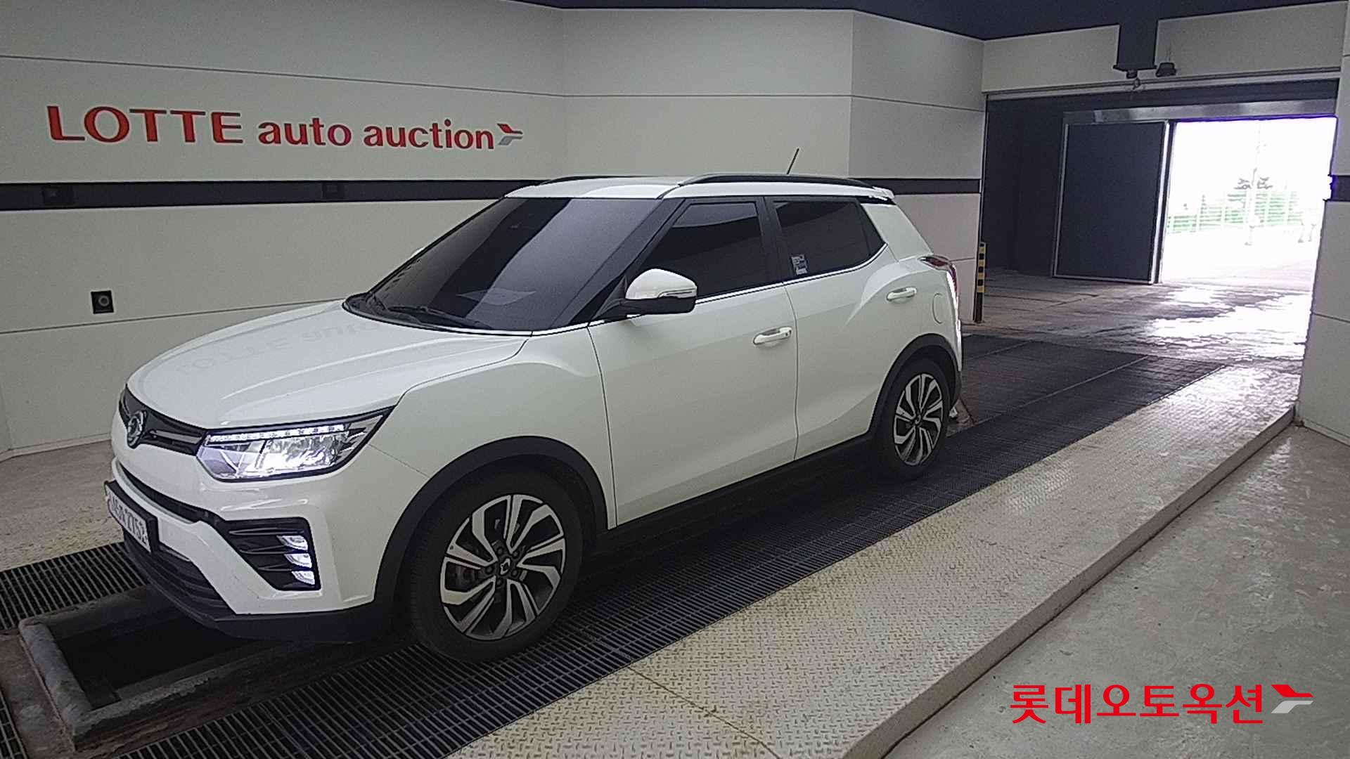 SsangYong Tivoli id 2345614 из Кореи 13