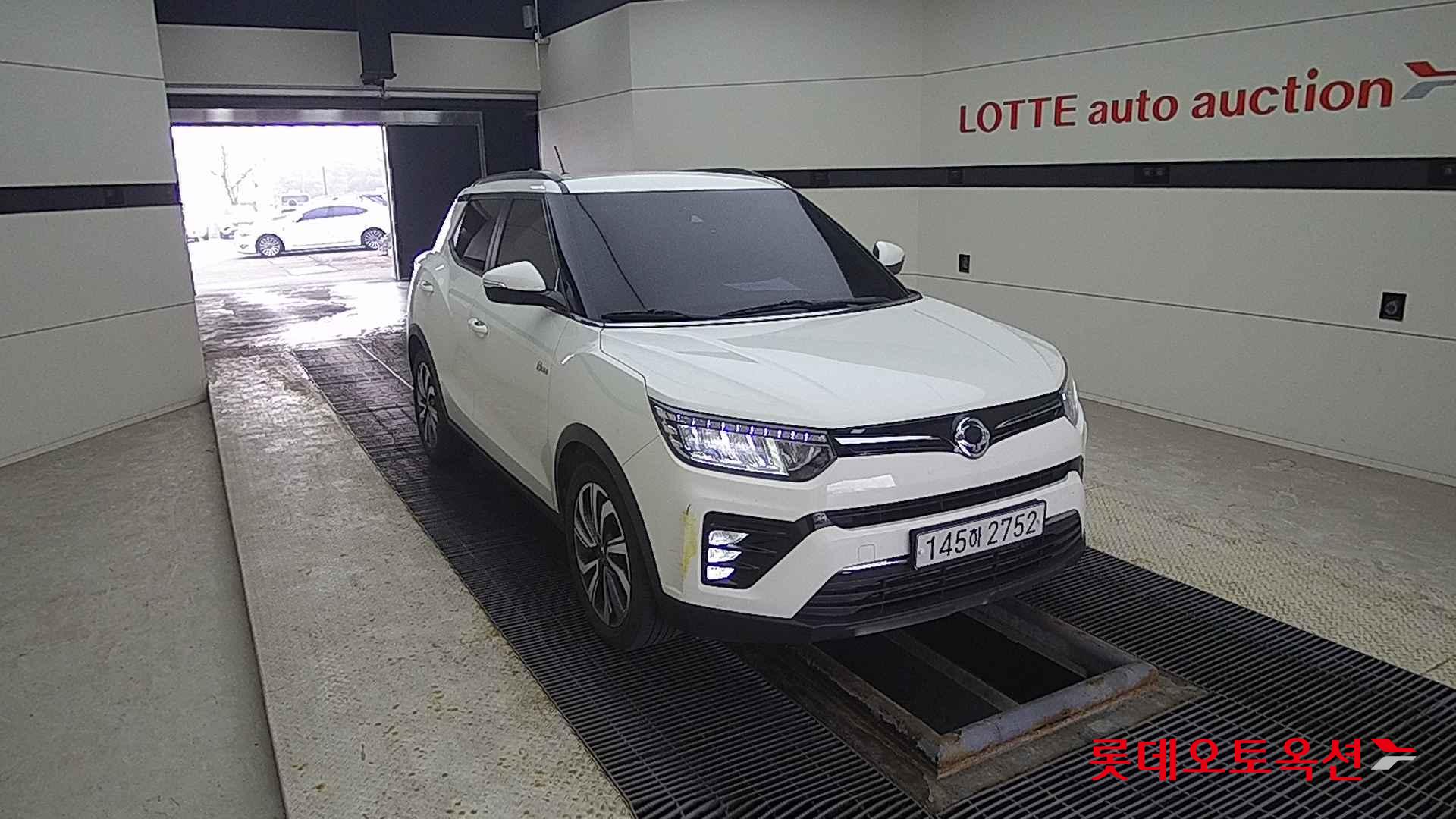 SsangYong Tivoli id 2345614 из Кореи 15