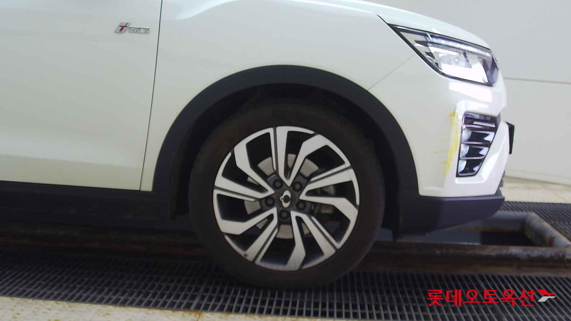 SsangYong Tivoli id 2345614 из Кореи 23