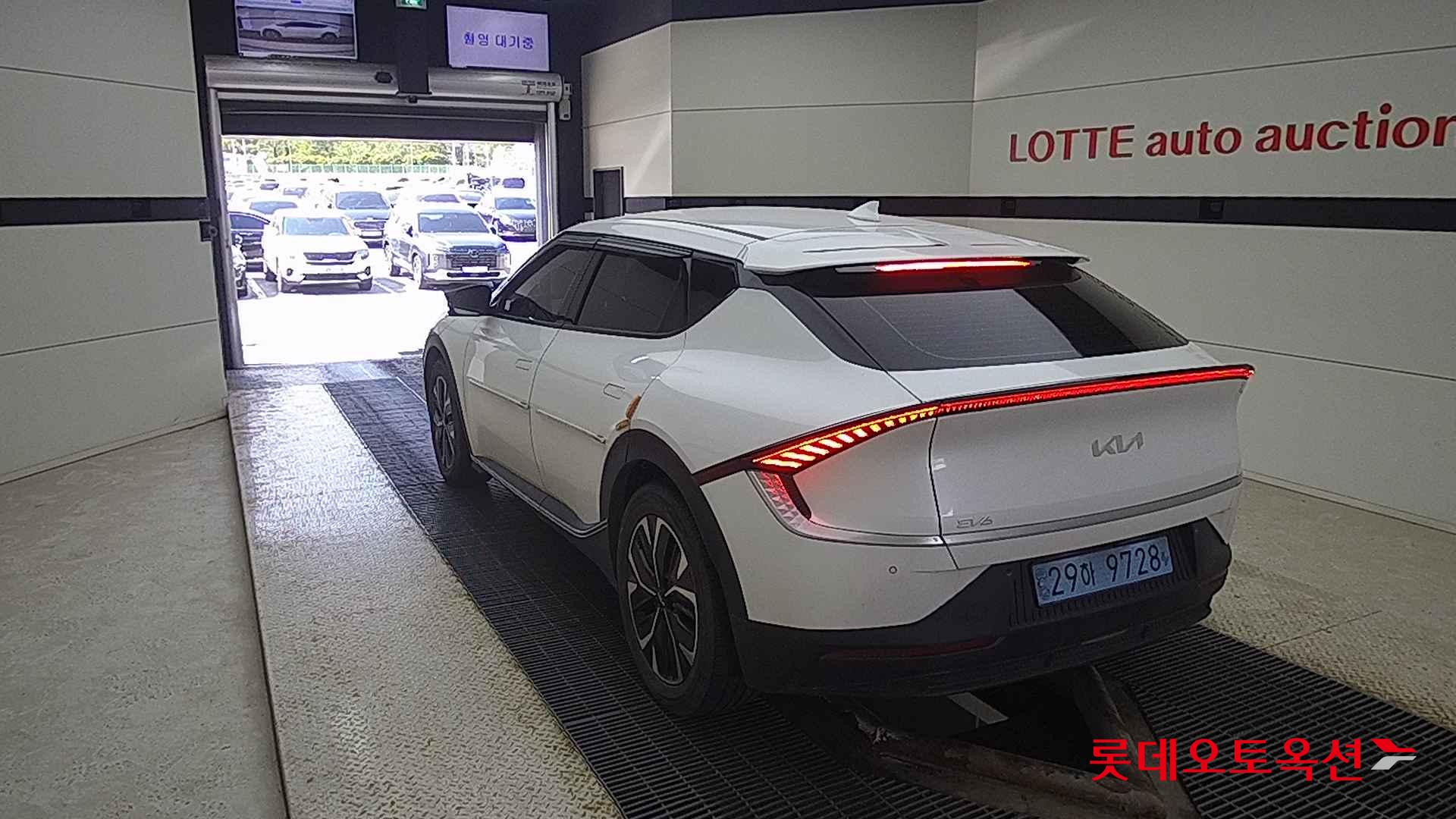 Kia EV6 id 2658017 из Кореи 9