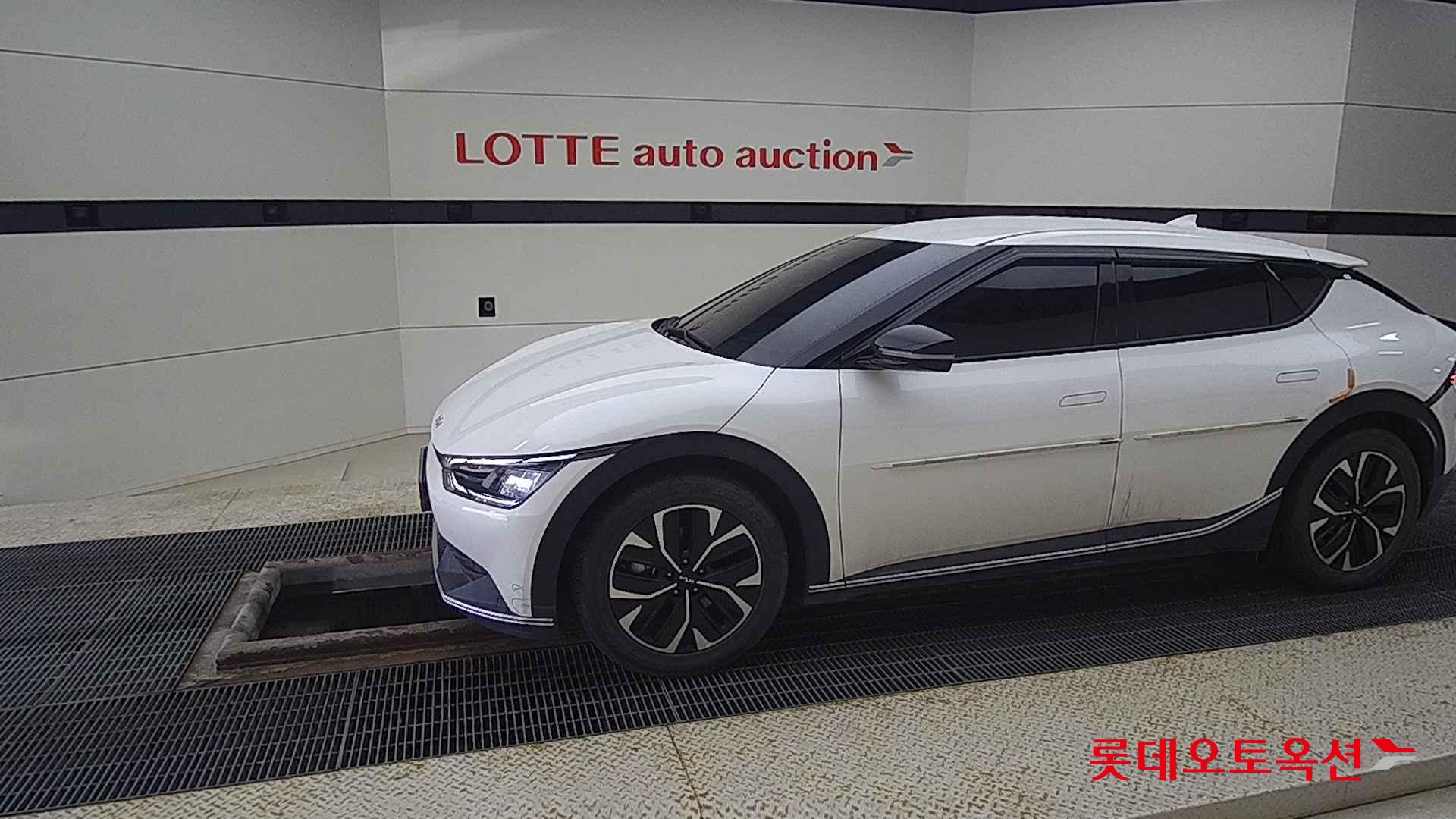 Kia EV6 id 2658017 из Кореи 12