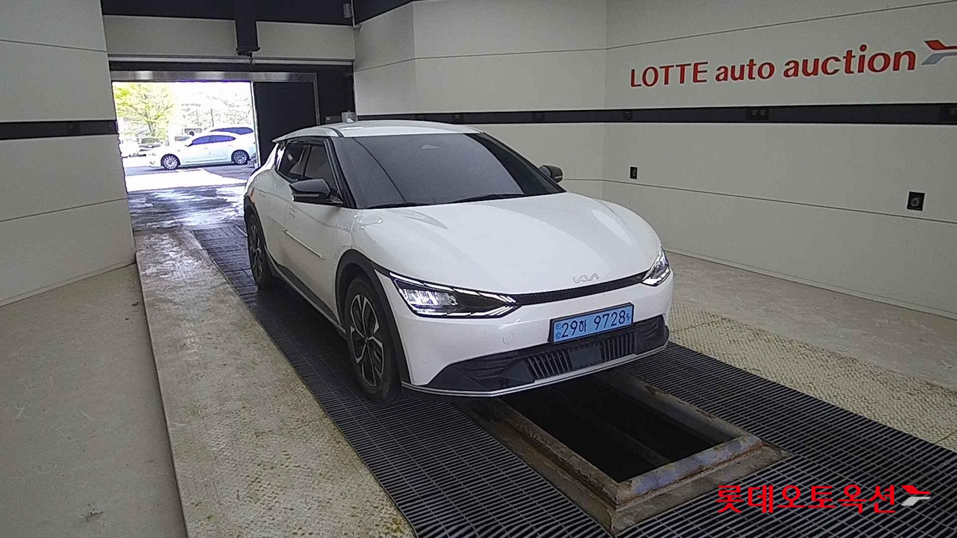 Kia EV6 id 2658017 из Кореи 15