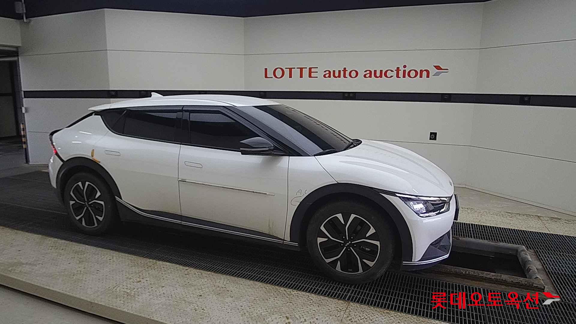 Kia EV6 id 2658017 из Кореи 17