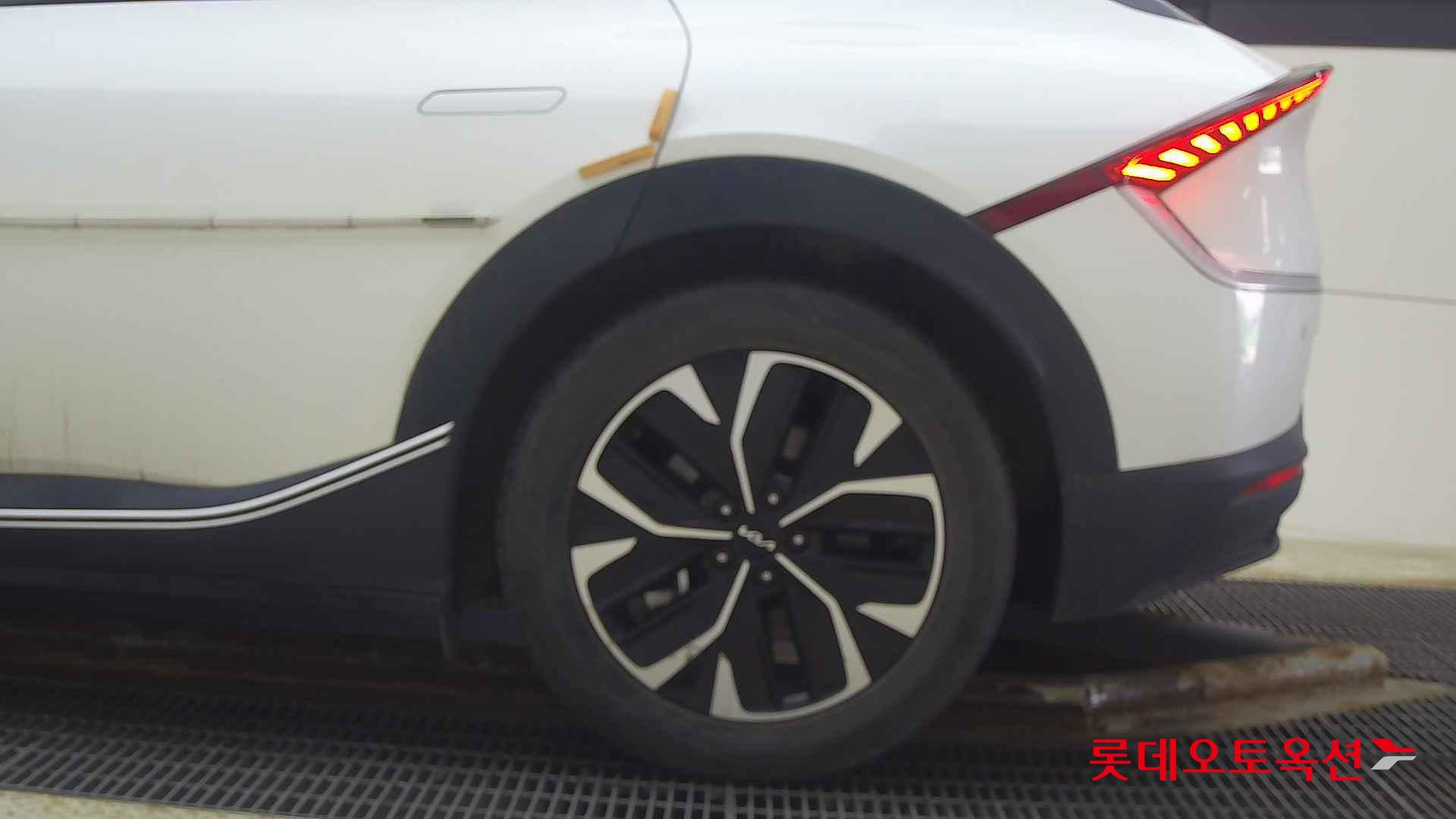 Kia EV6 id 2658017 из Кореи 22