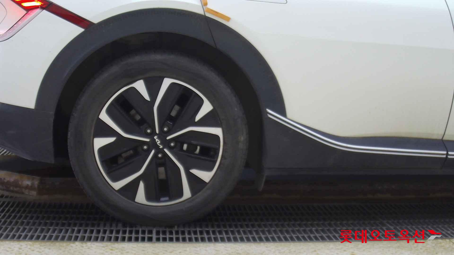 Kia EV6 id 2658017 из Кореи 24