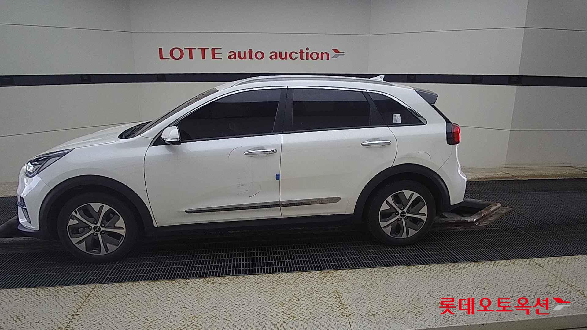 Kia Niro EV id 2663190 из Кореи 7