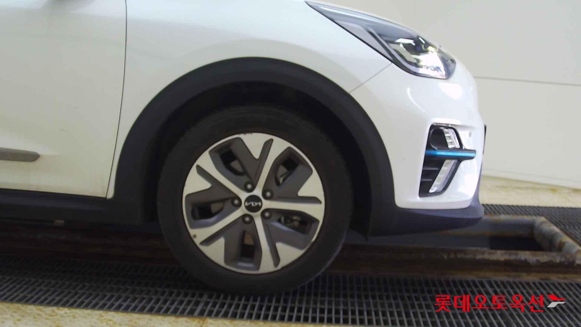 Kia Niro EV id 2663190 из Кореи 23
