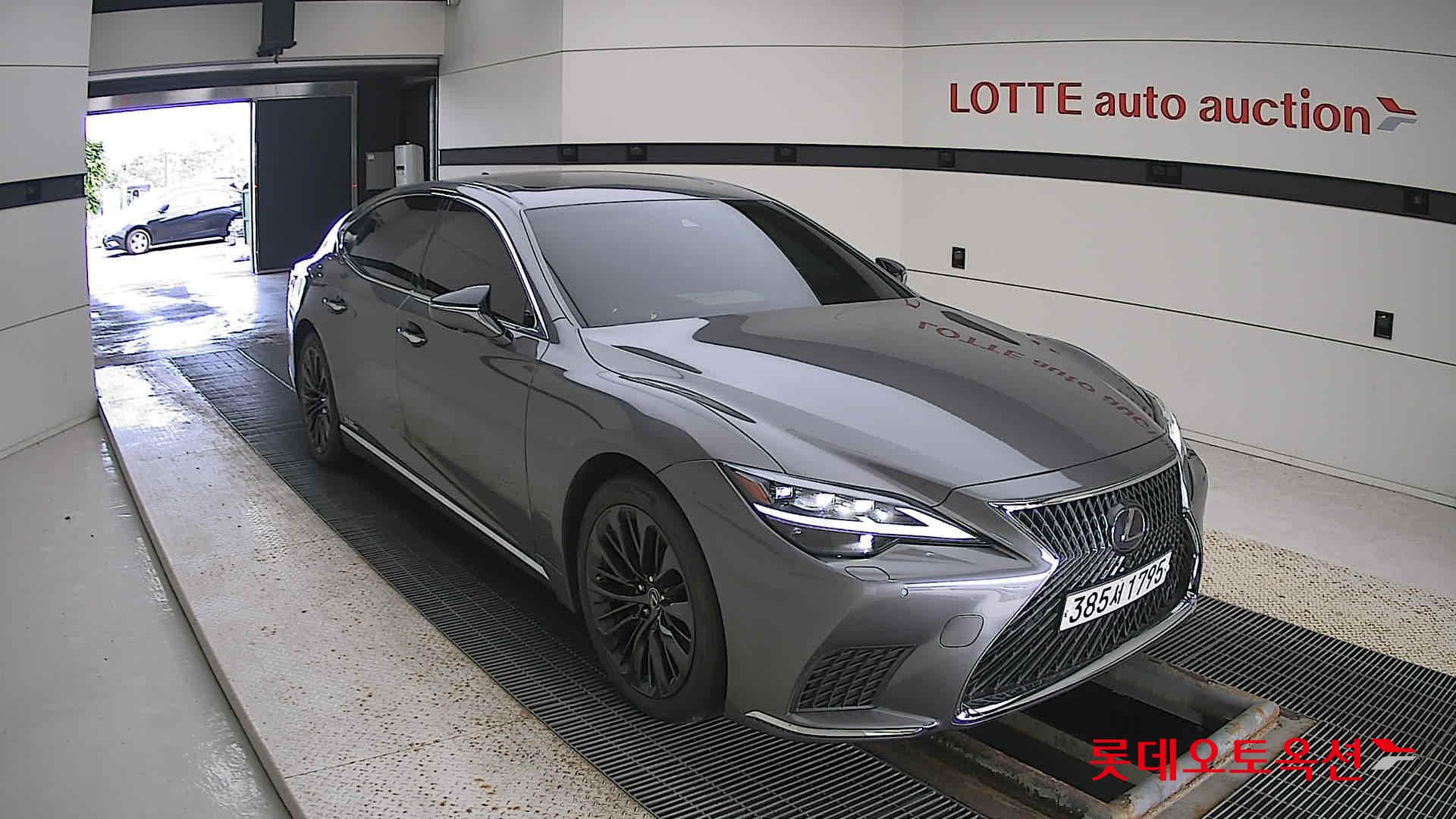 لكسز LS500H