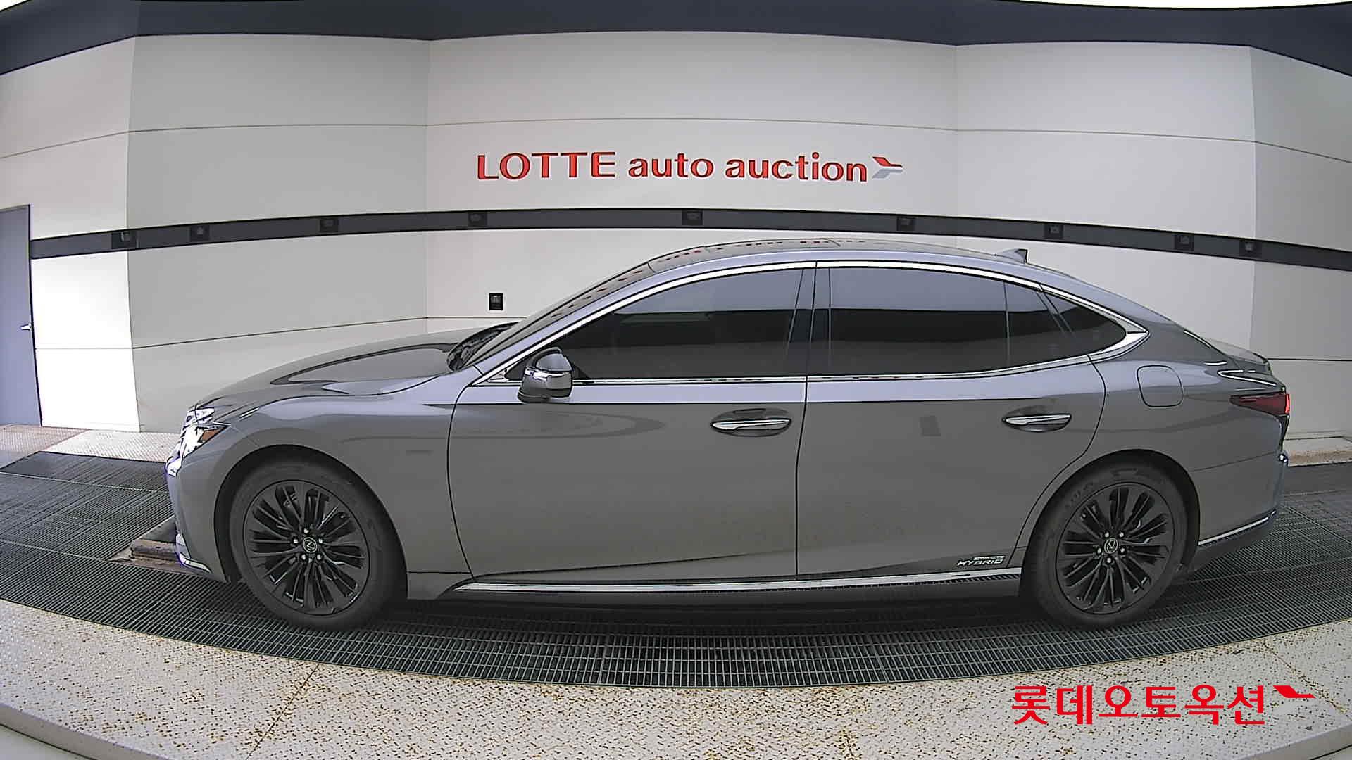 لكسز LS500H