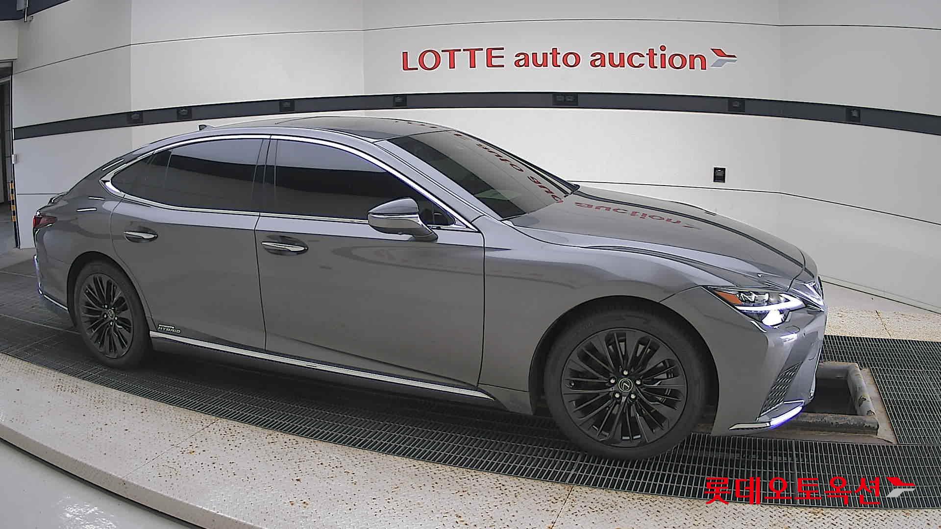 لكسز LS500H