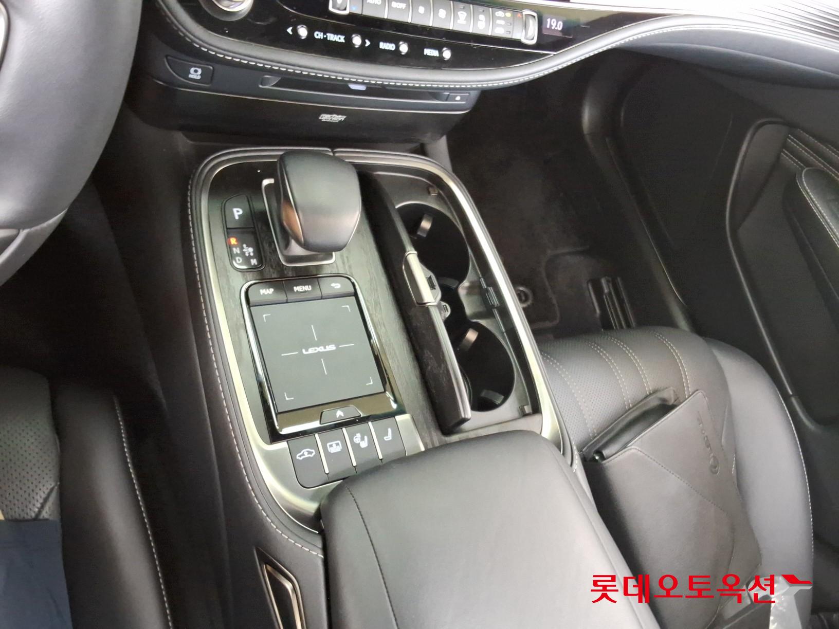 لكسز LS500H