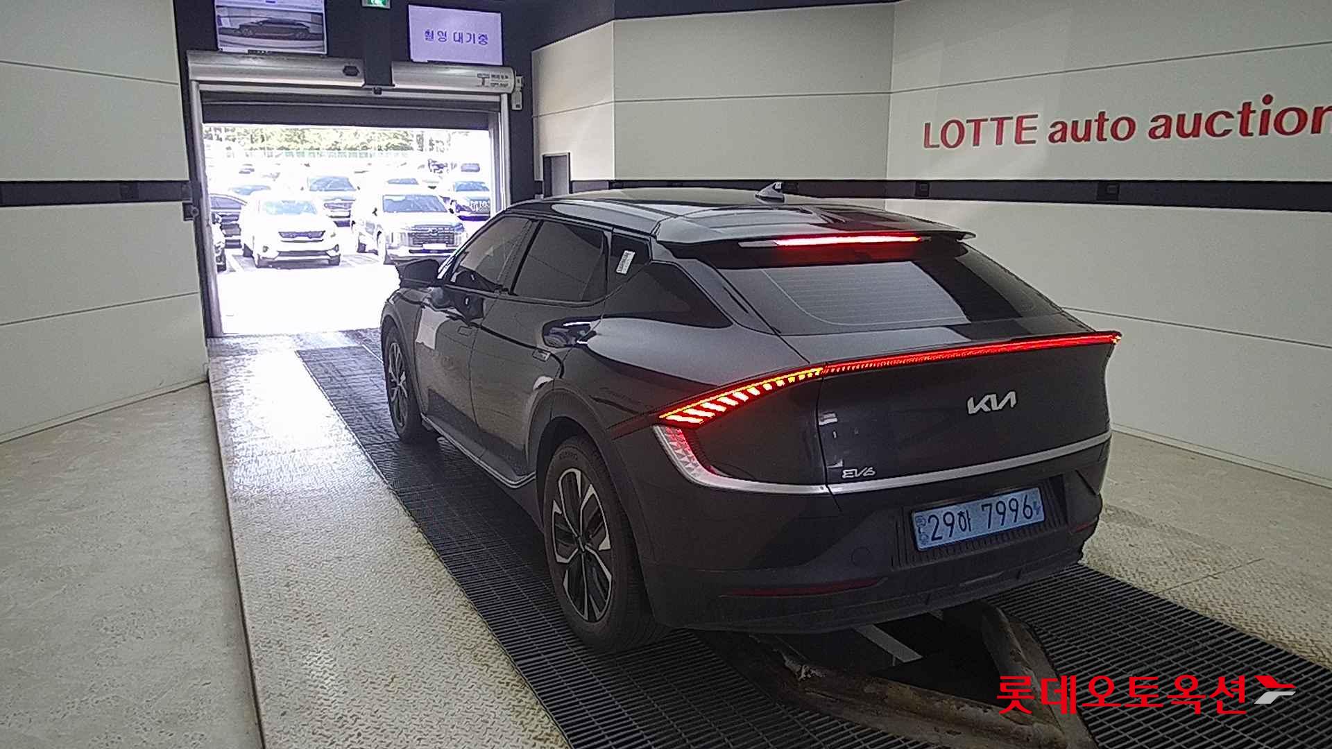 Kia EV6 id 2657998 из Кореи 9