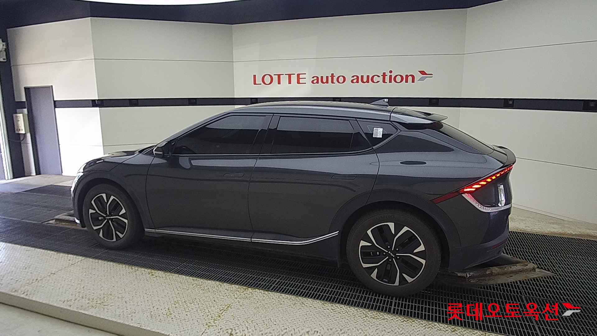 Kia EV6 id 2657998 из Кореи 11