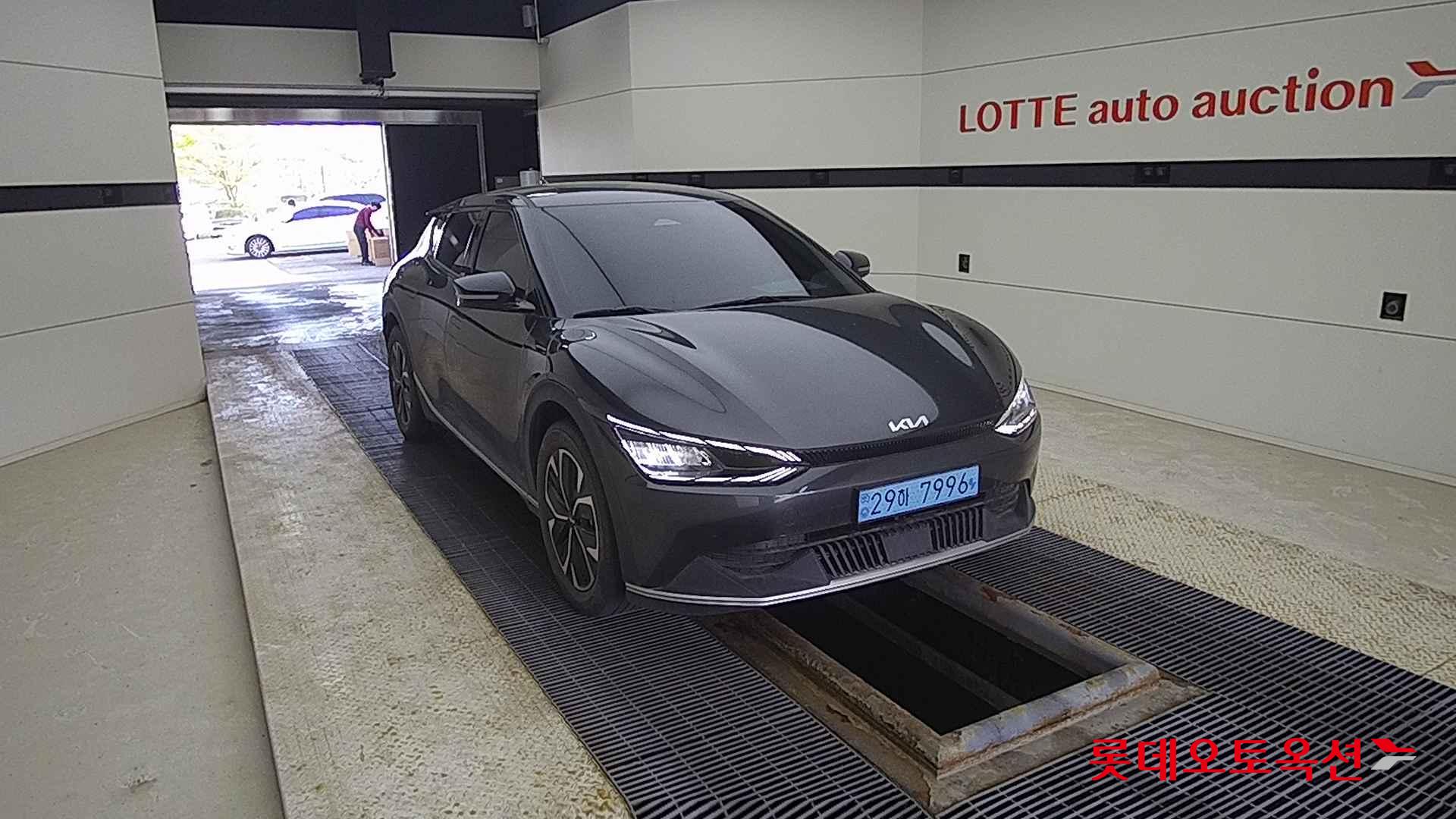 Kia EV6 id 2657998 из Кореи 15