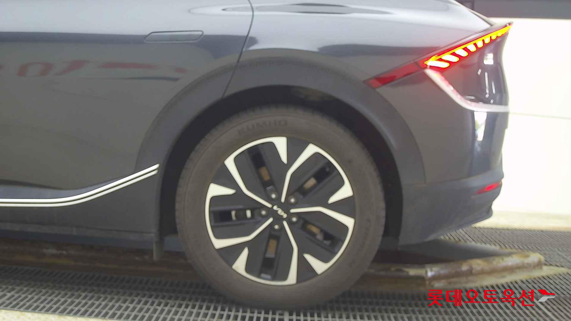 Kia EV6 id 2657998 из Кореи 22