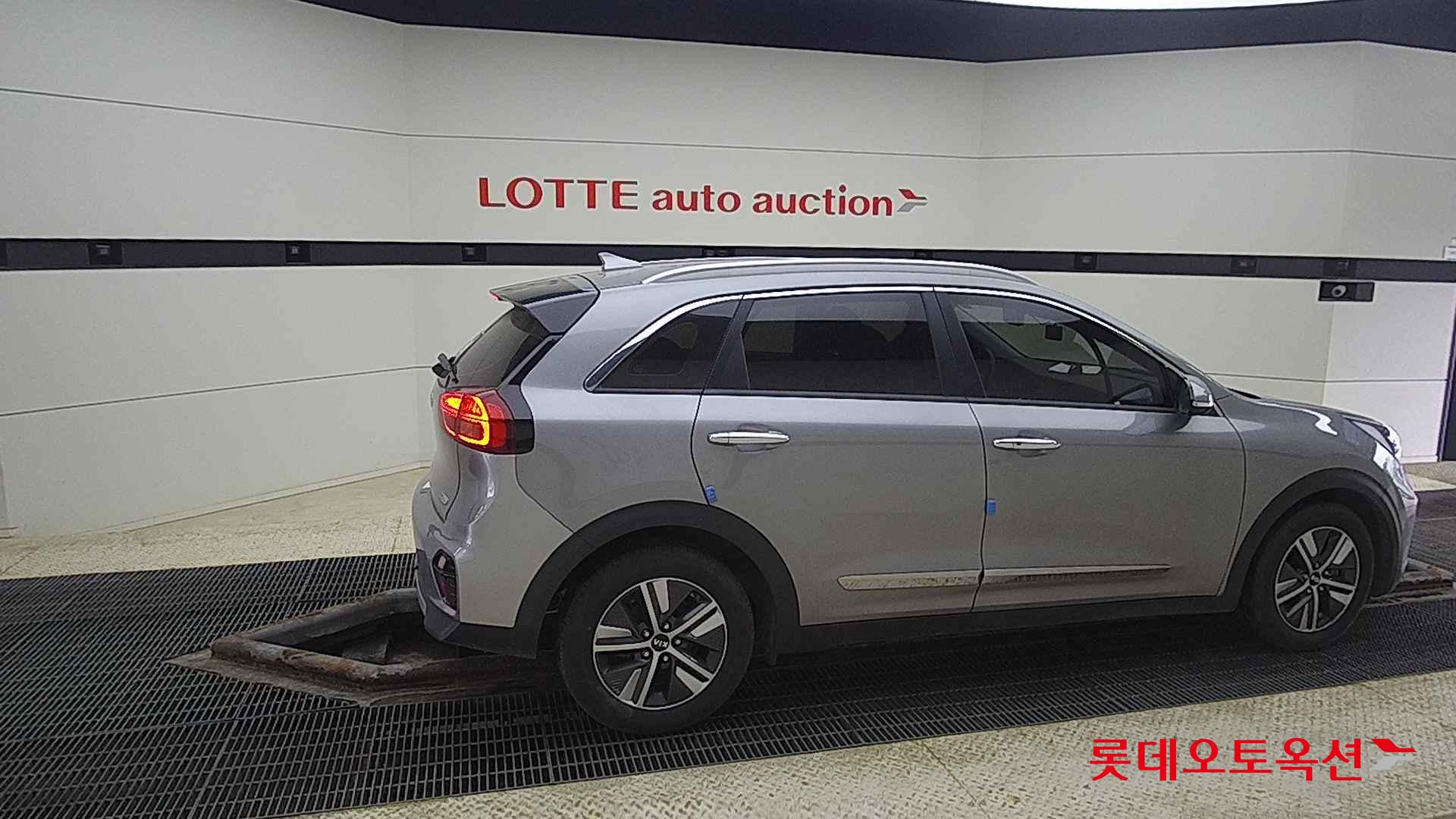 Kia Niro Hybrid id 2721721 из Кореи 18