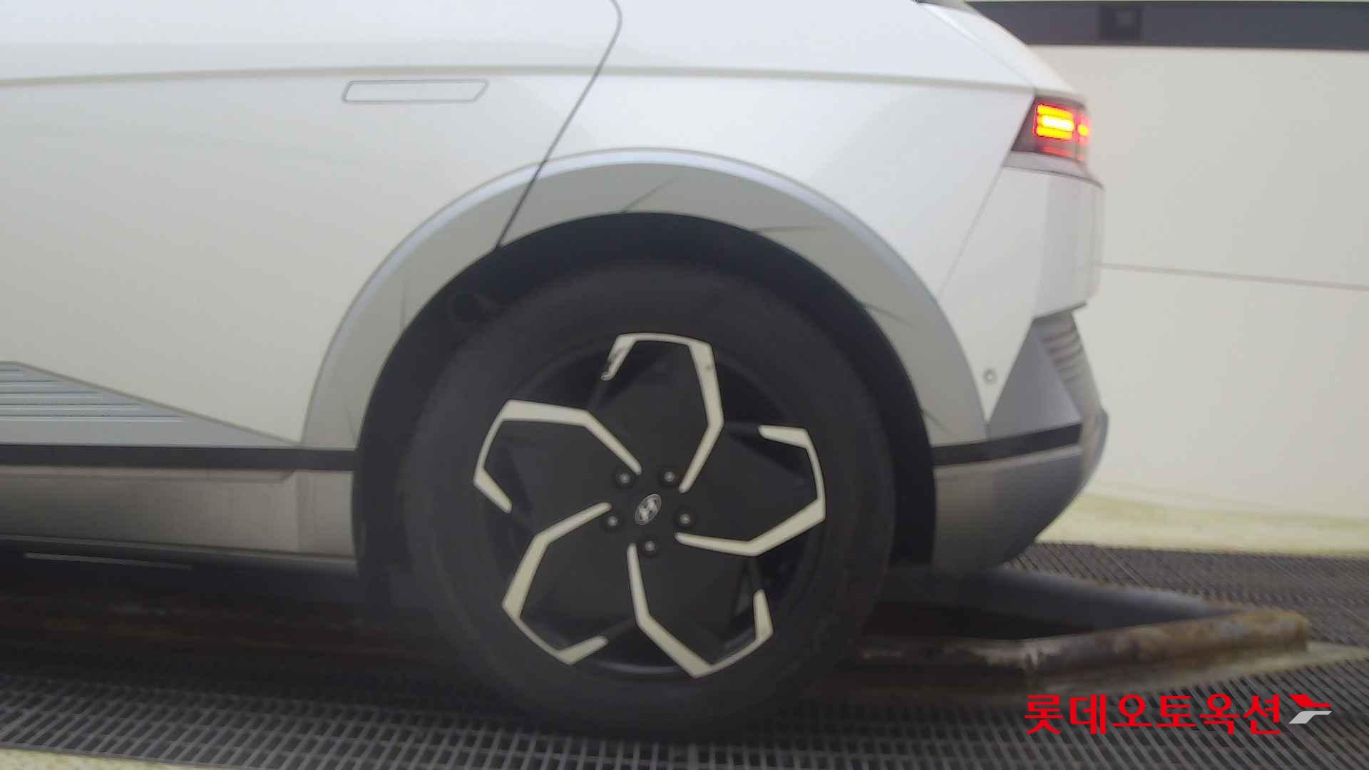 Hyundai IONIQ 5 id 2721796 из Кореи 22