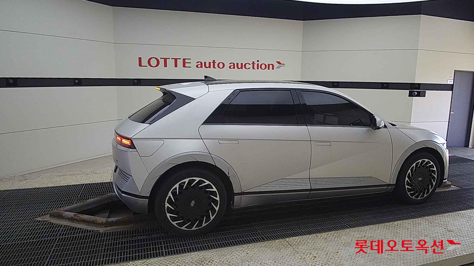 هيونداي - أيونيك (2022)