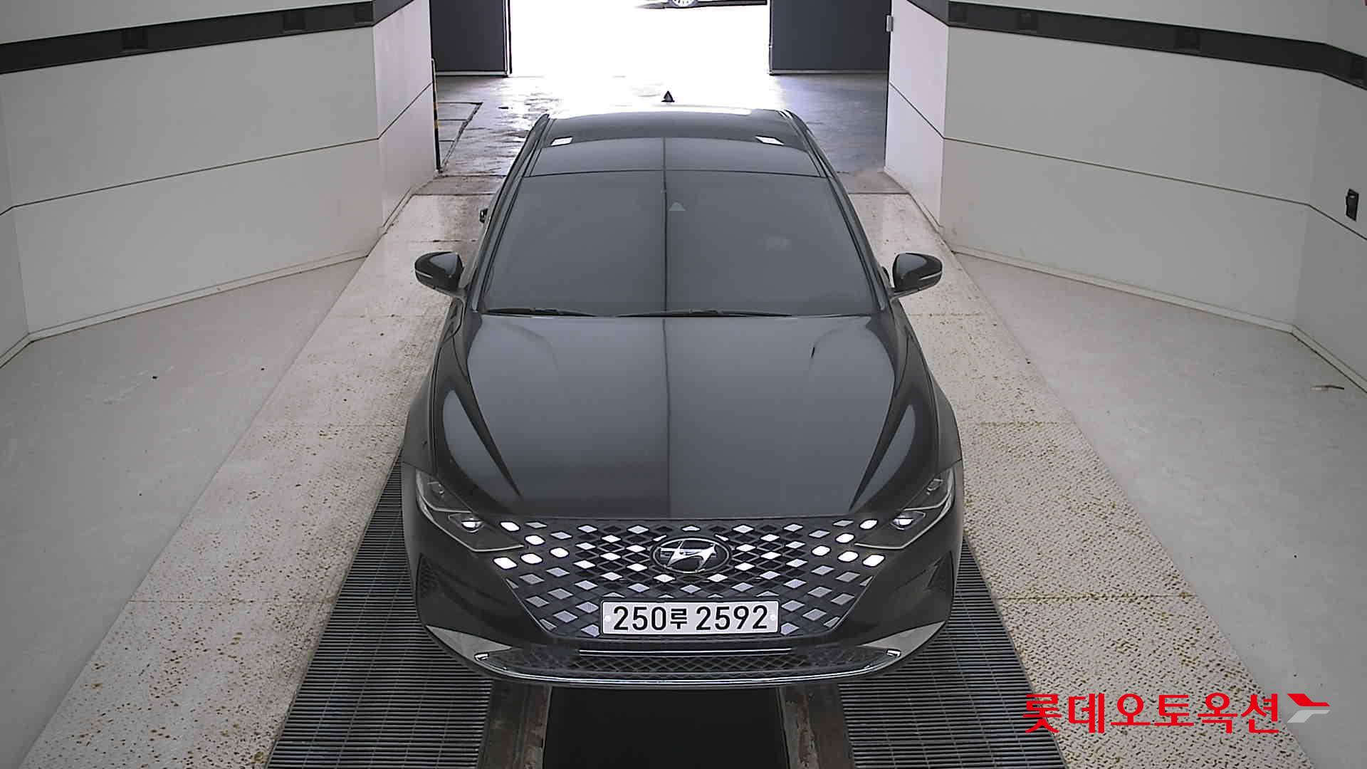 Hyundai Grandeur id 2721757 из Кореи 8