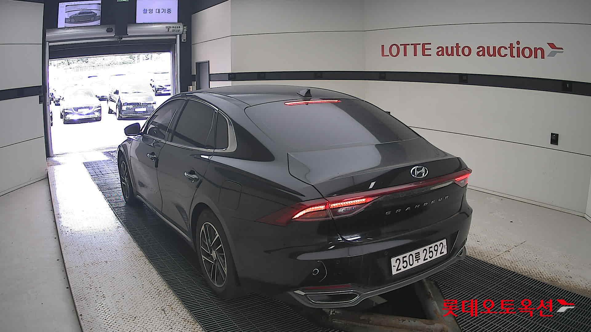 Hyundai Grandeur id 2721757 из Кореи 9