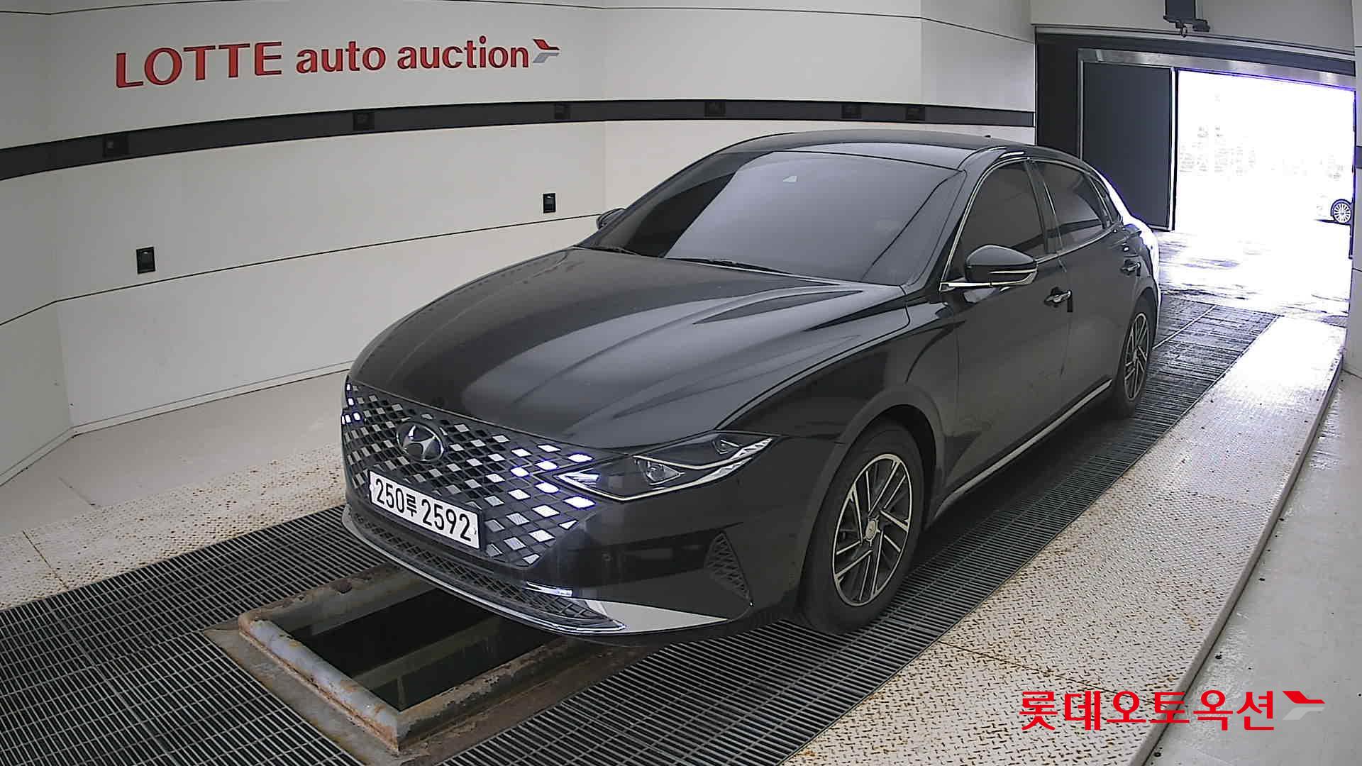 Hyundai Grandeur id 2721757 из Кореи 14