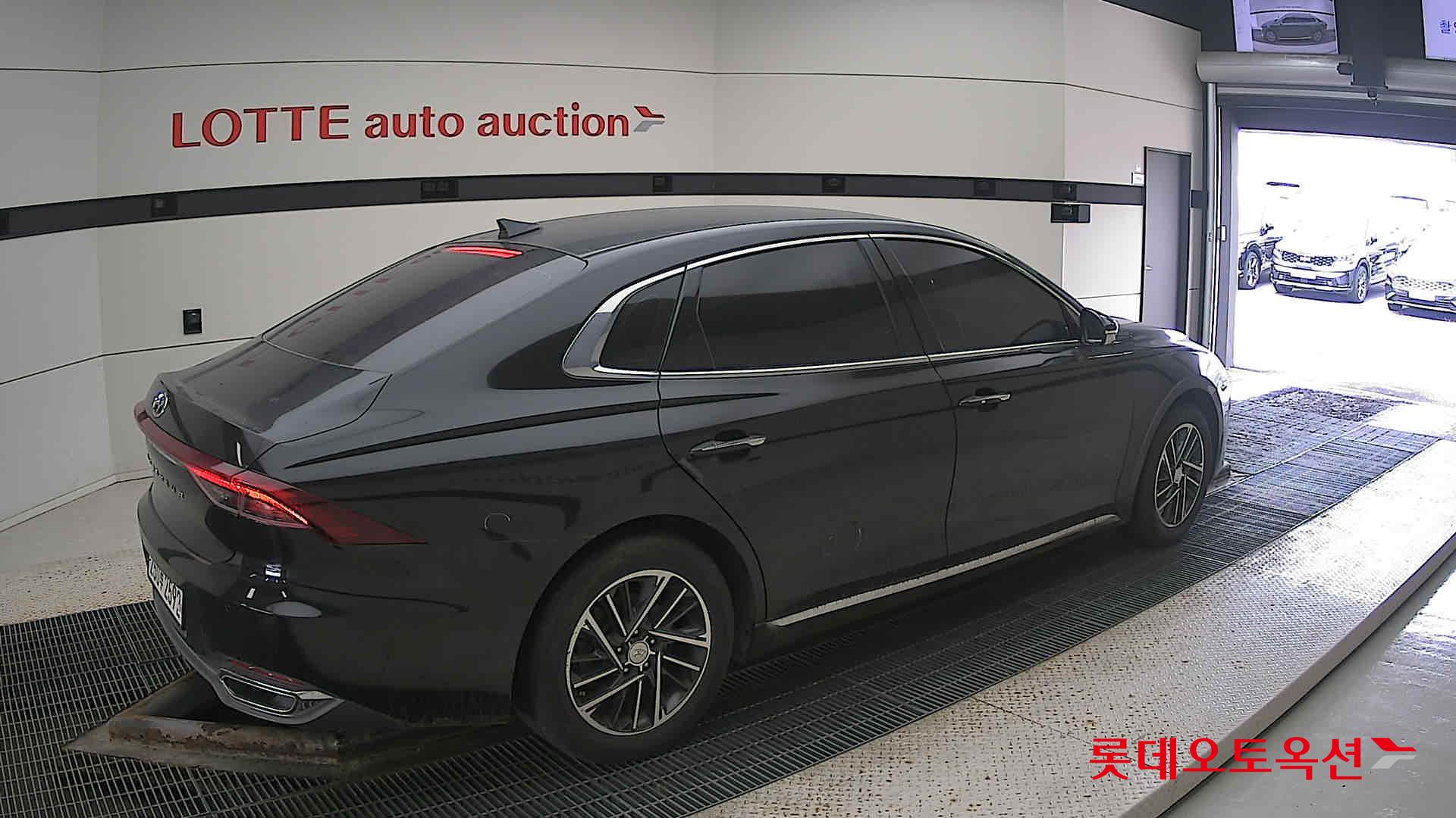 Hyundai Grandeur id 2721757 из Кореи 19