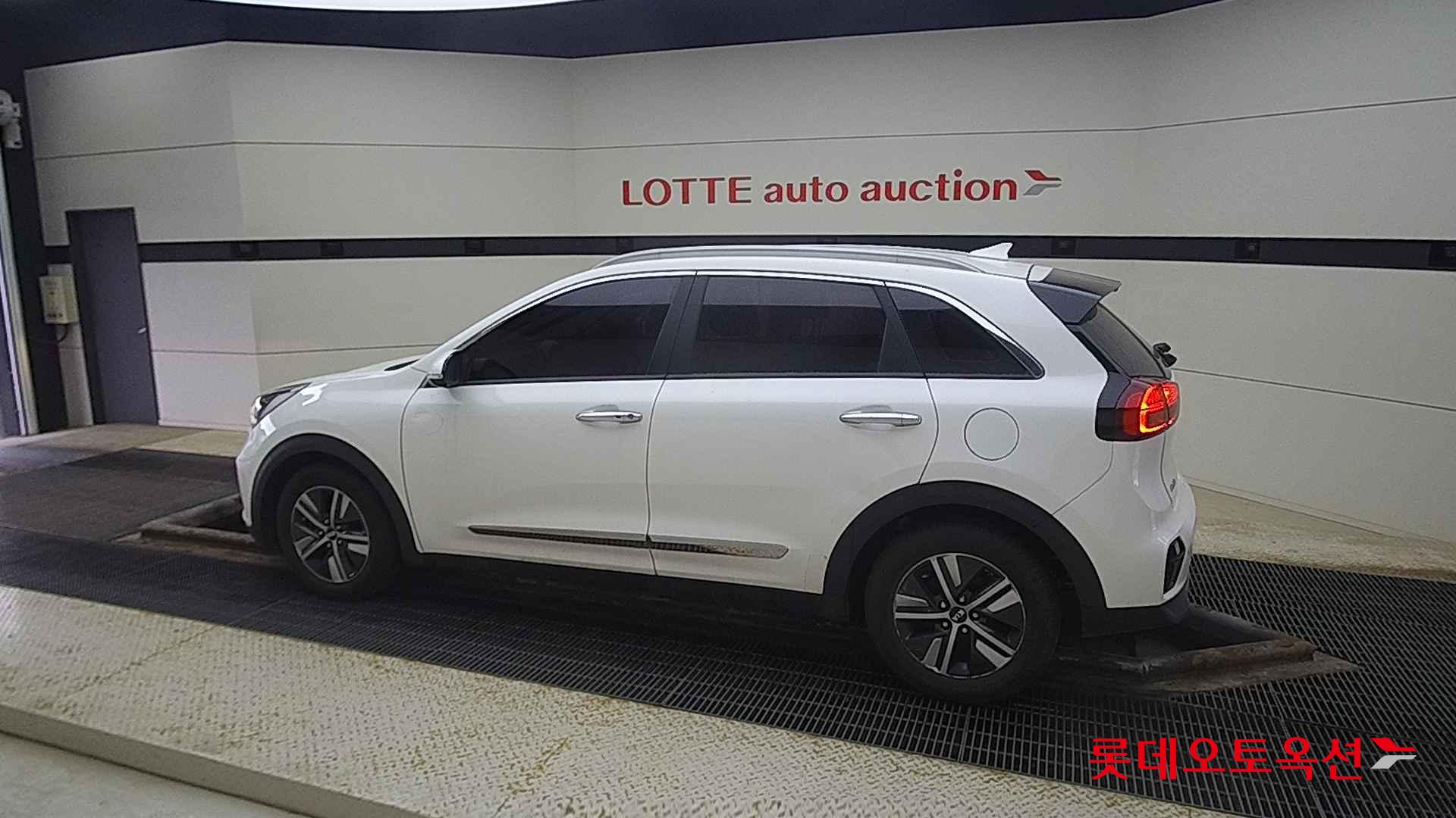 Kia Niro Hybrid id 2721723 из Кореи 11