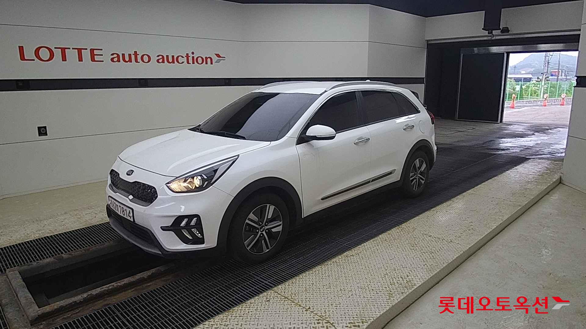 Kia Niro Hybrid id 2721723 из Кореи 13