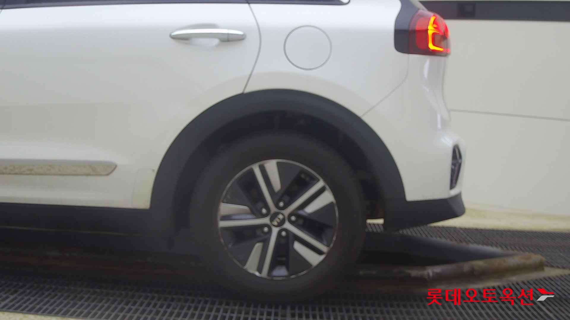 Kia Niro Hybrid id 2721723 из Кореи 22