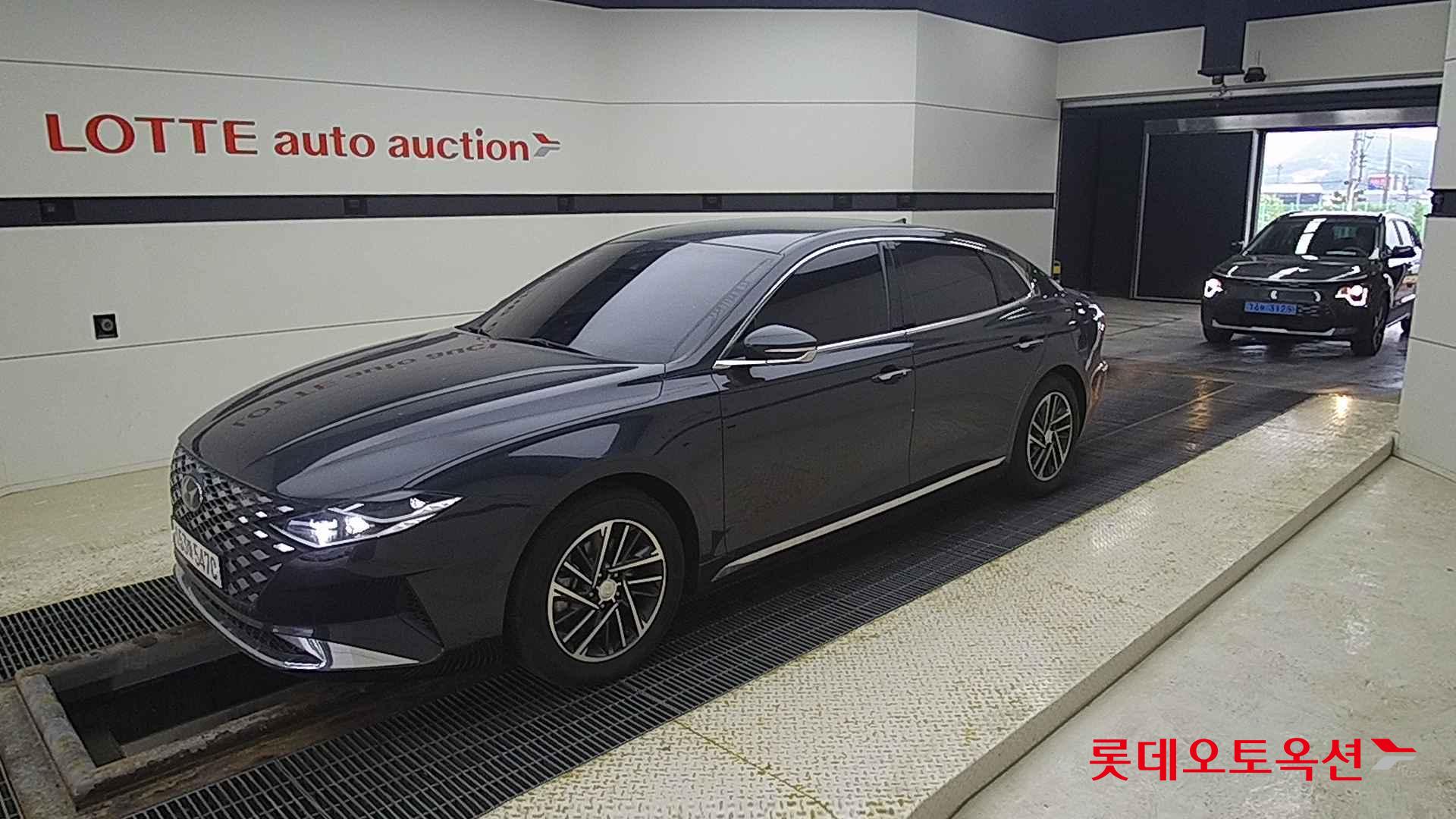 Hyundai Grandeur id 2721818 из Кореи 13