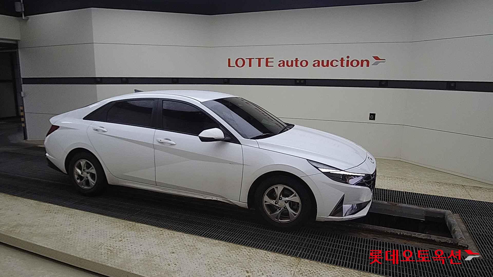 Hyundai Avante id 2721695 из Кореи 17