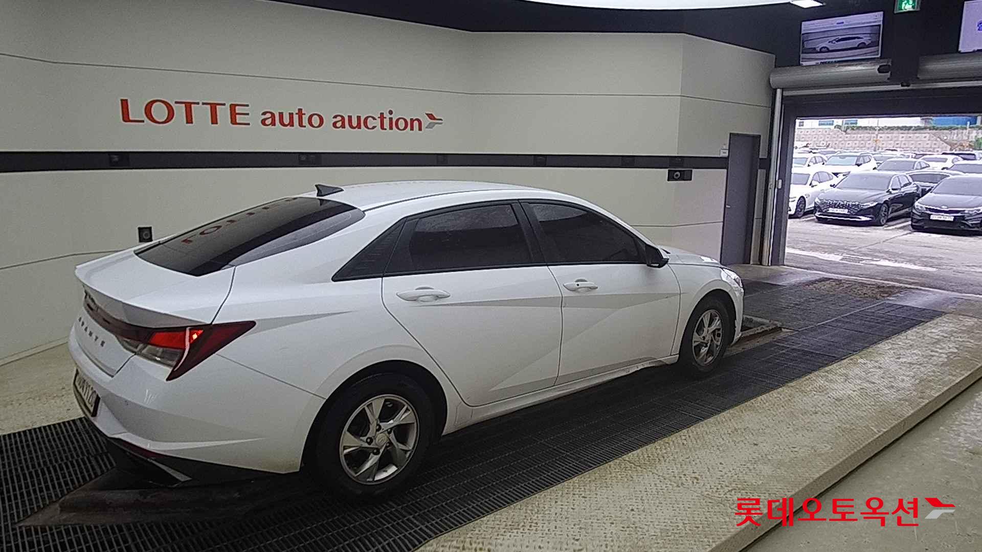 Hyundai Avante id 2721695 из Кореи 19