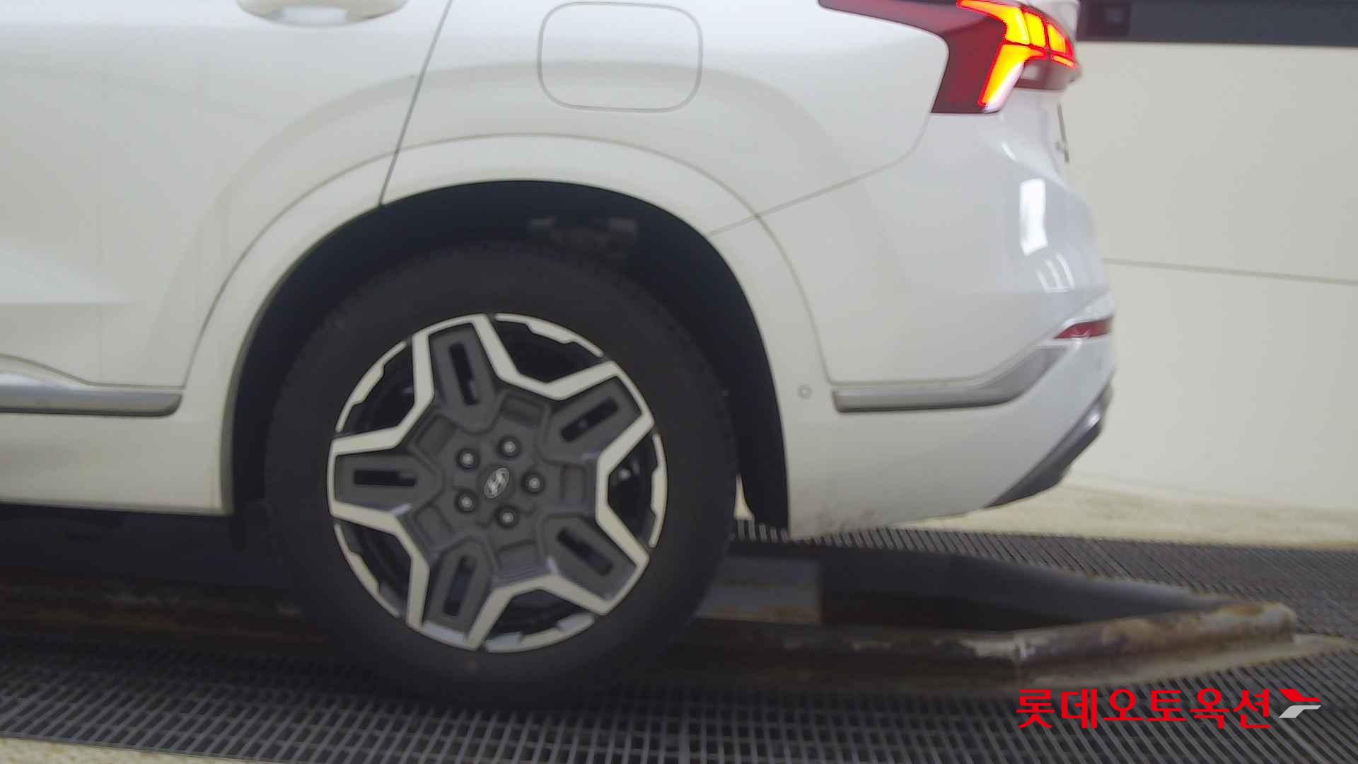 Hyundai Santa Fe Hybrid id 2502944 из Кореи 22