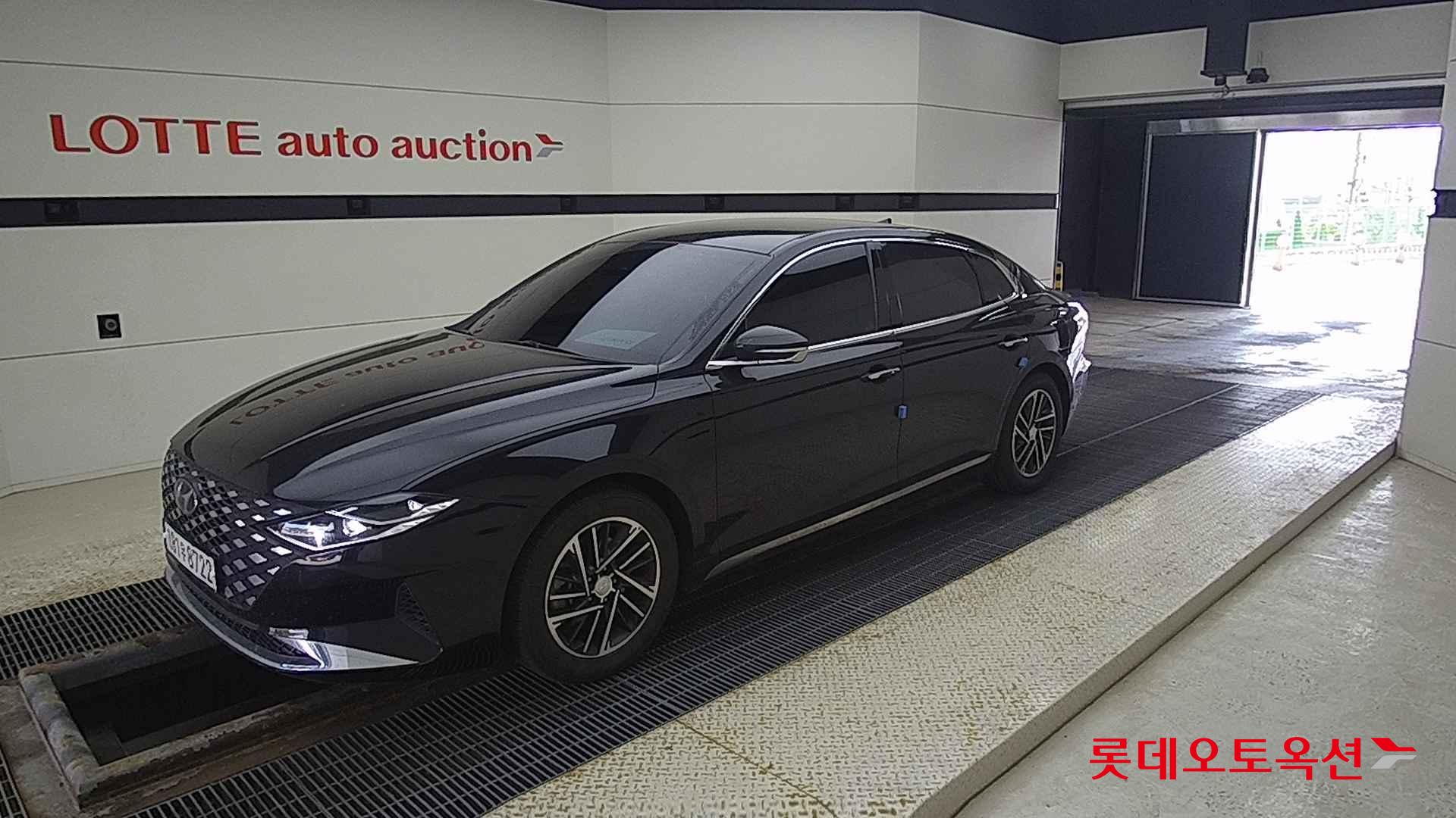 Hyundai Grandeur id 2668397 из Кореи 13