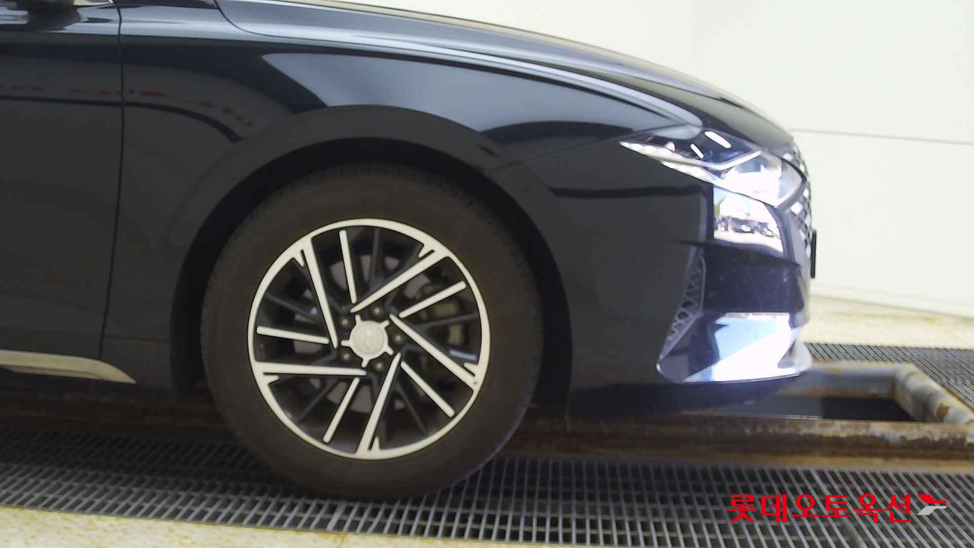 Hyundai Grandeur id 2668397 из Кореи 23