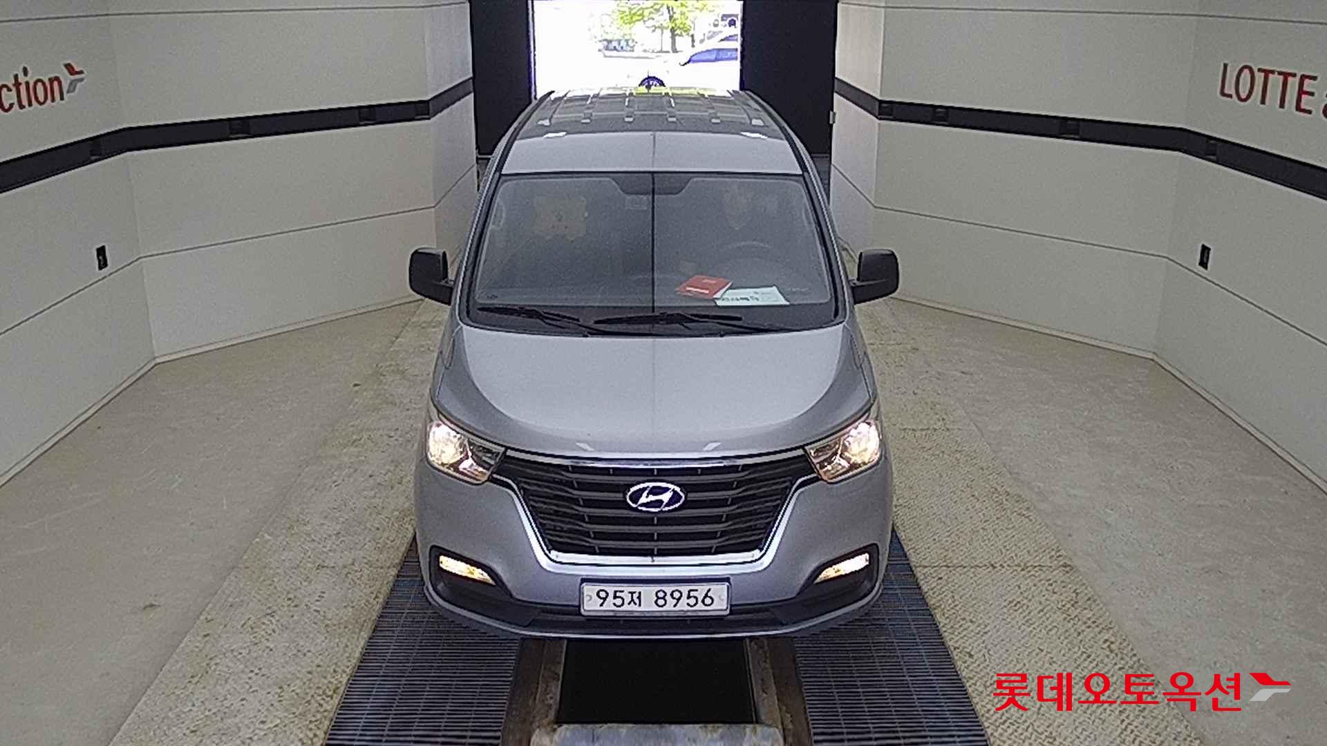 Hyundai Grand Starex id 2679431 из Кореи 8
