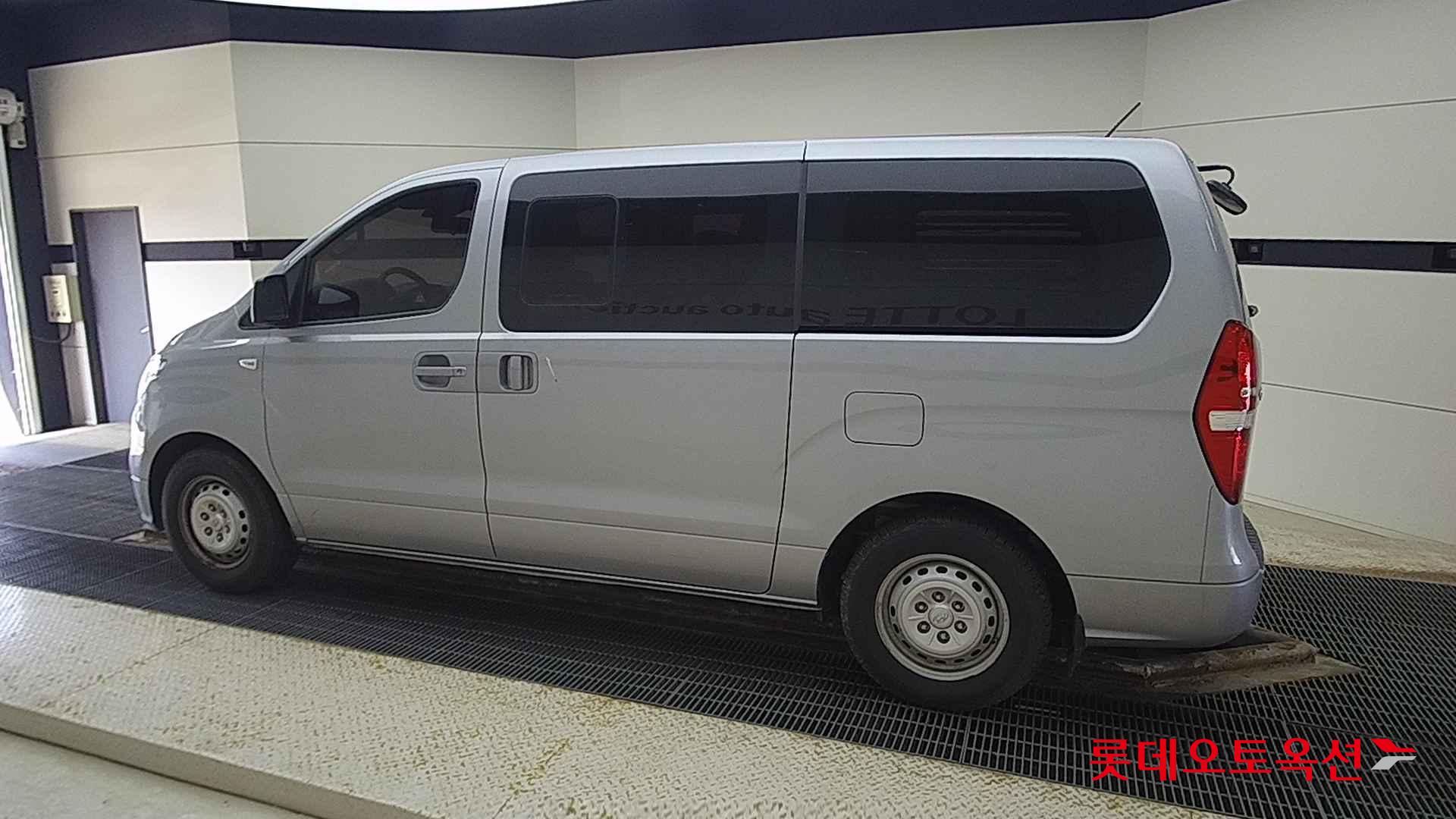 Hyundai Grand Starex id 2679431 из Кореи 11