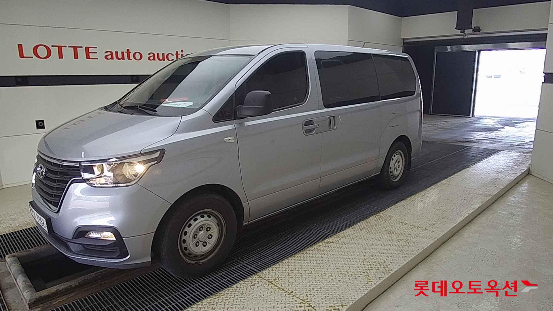 Hyundai Grand Starex id 2679431 из Кореи 13