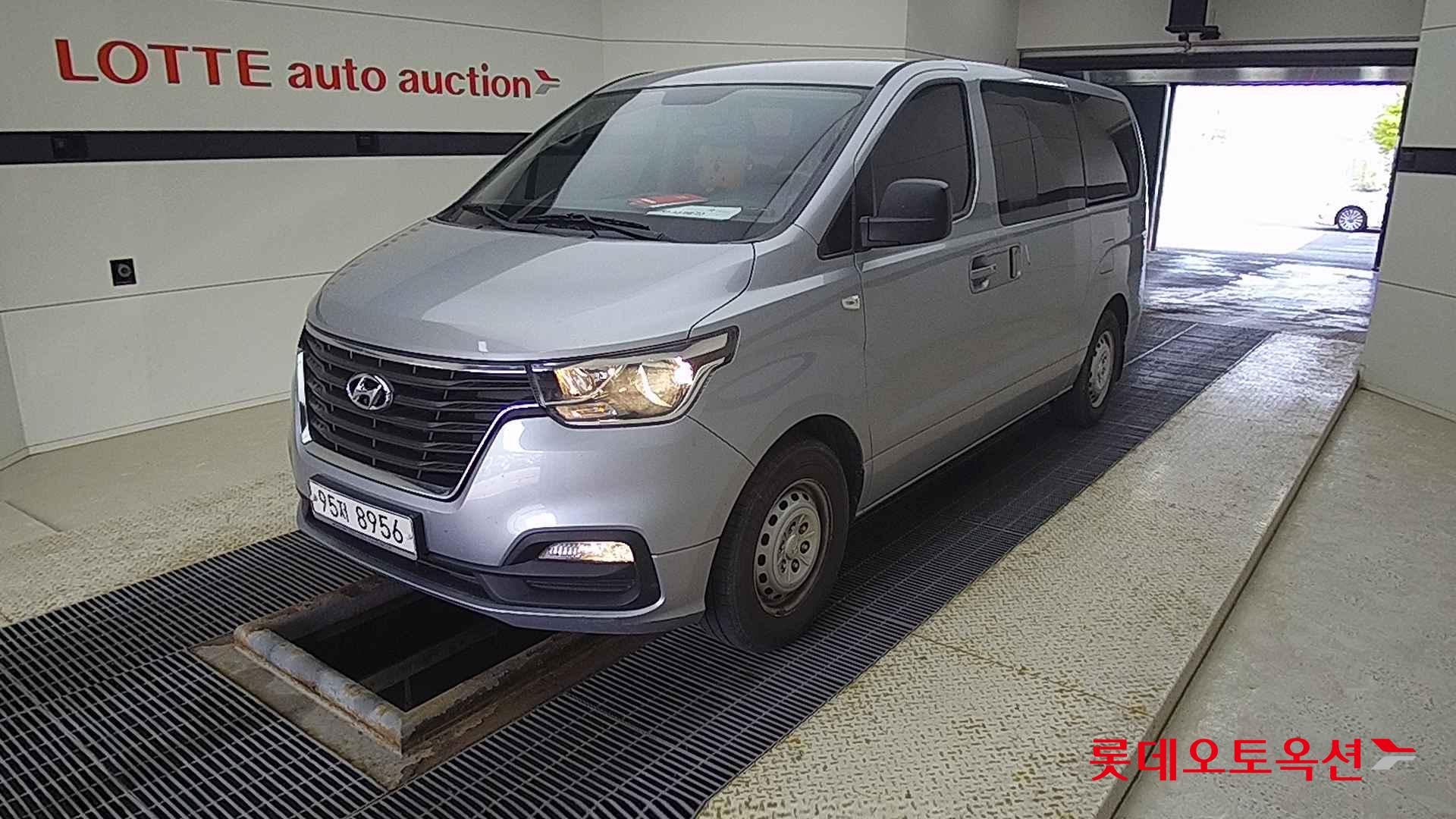 Hyundai Grand Starex id 2679431 из Кореи 14