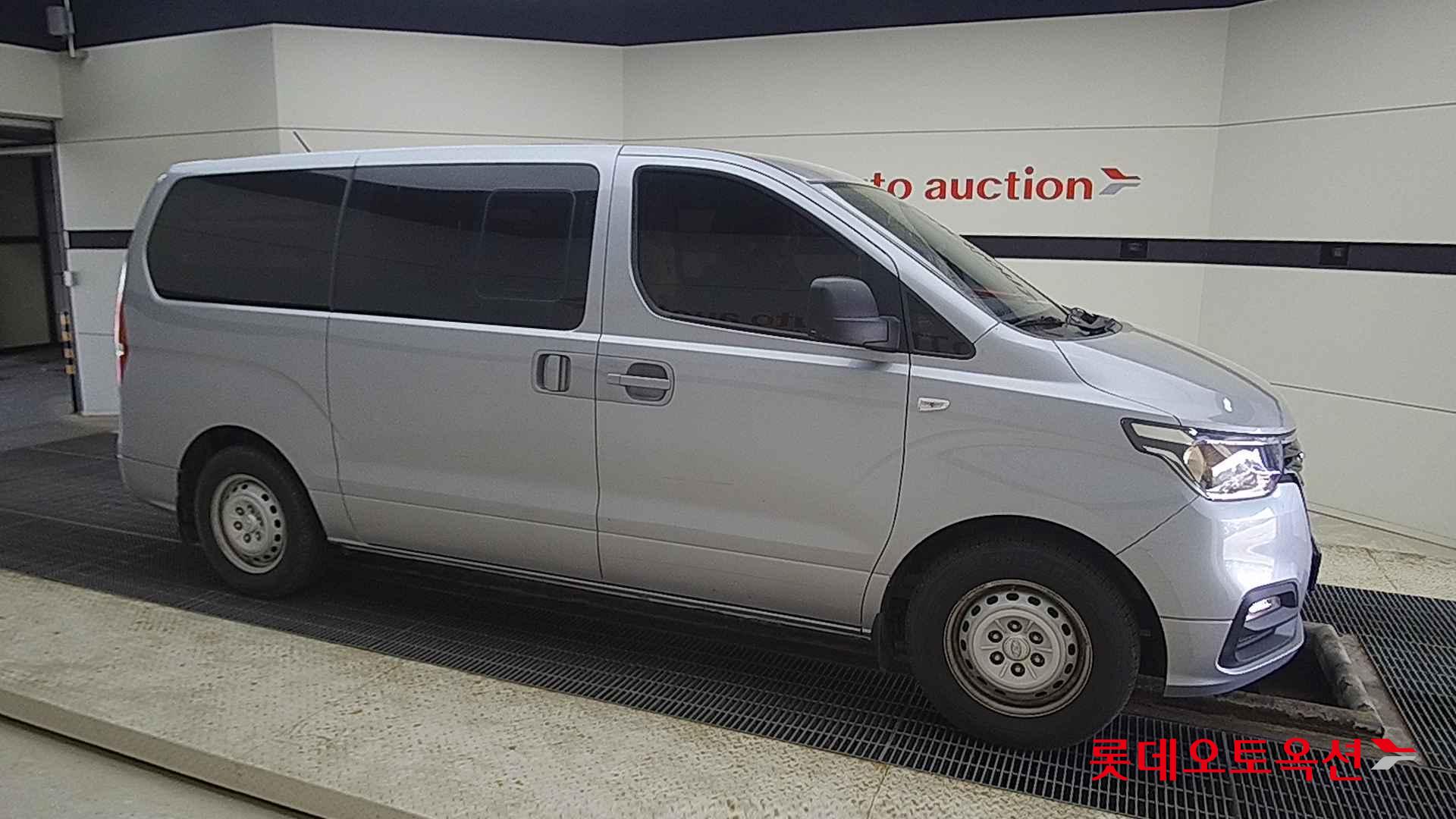 Hyundai Grand Starex id 2679431 из Кореи 17