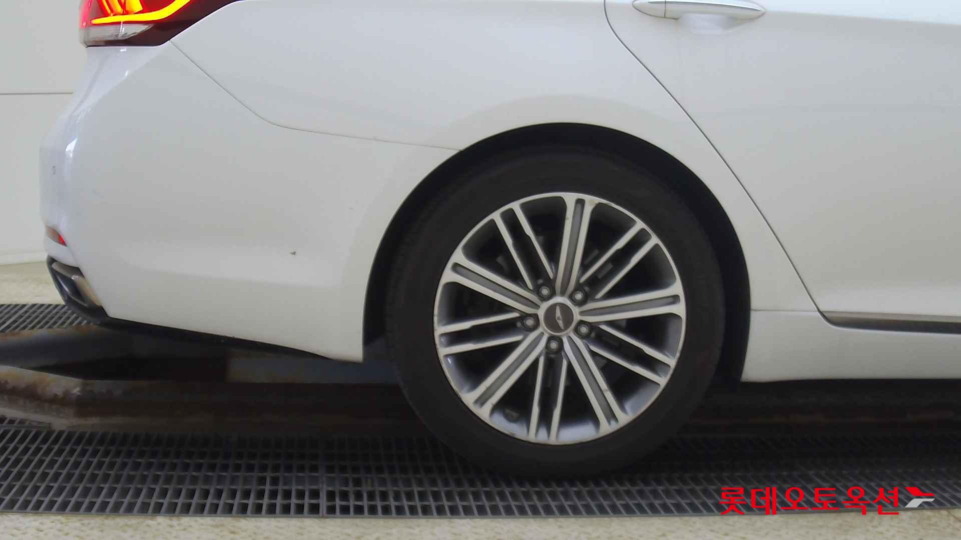 Hyundai G80 id 2679428 из Кореи 24